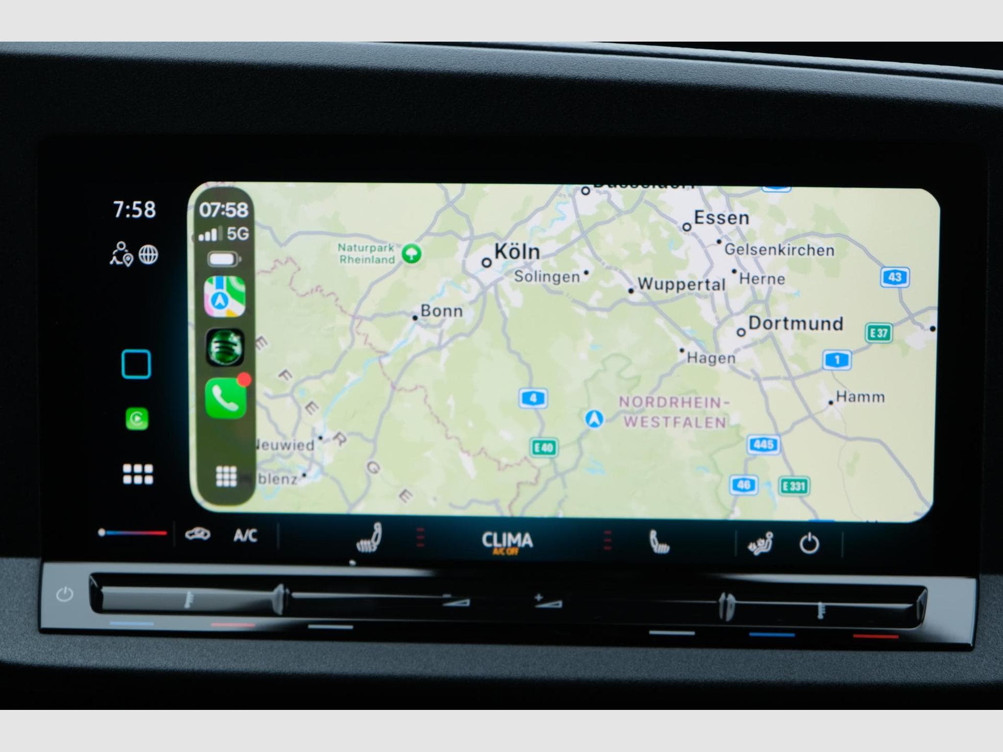 VW Caddy 1.5 TSI DSG (2026) - Photo 11