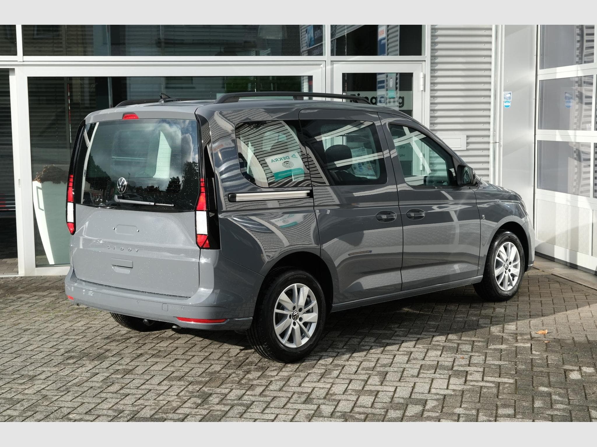 VW Caddy 1.5 TSI DSG (2026) - Photo 21