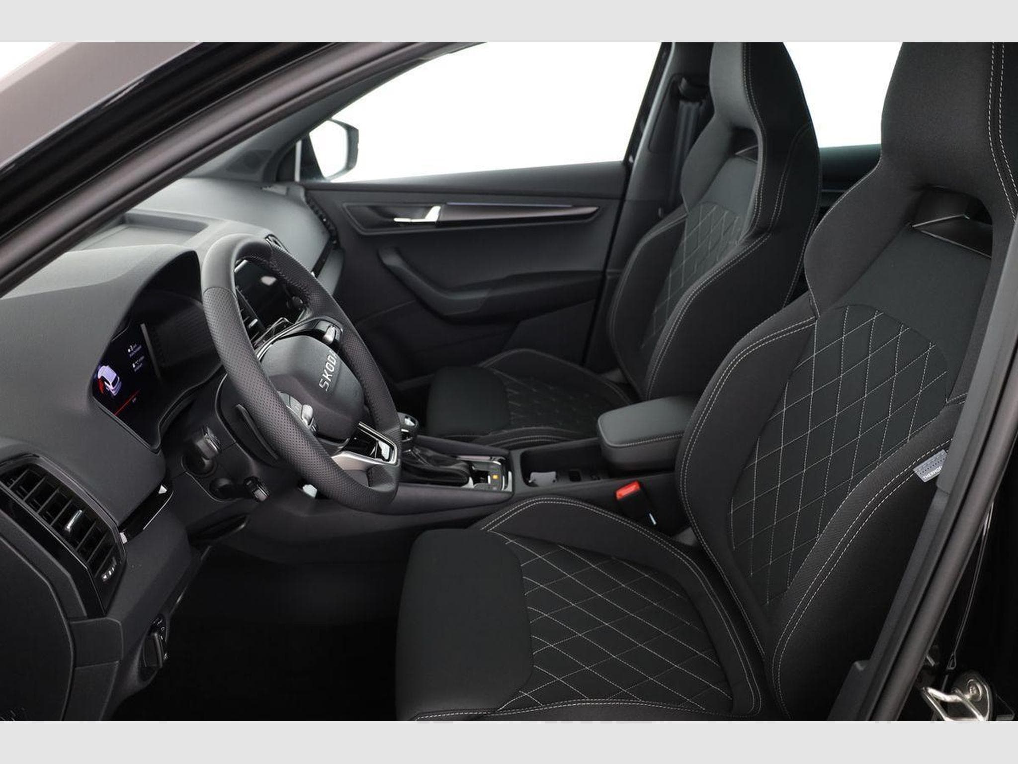 Skoda Karoq Sportline (2026) - Foto 10