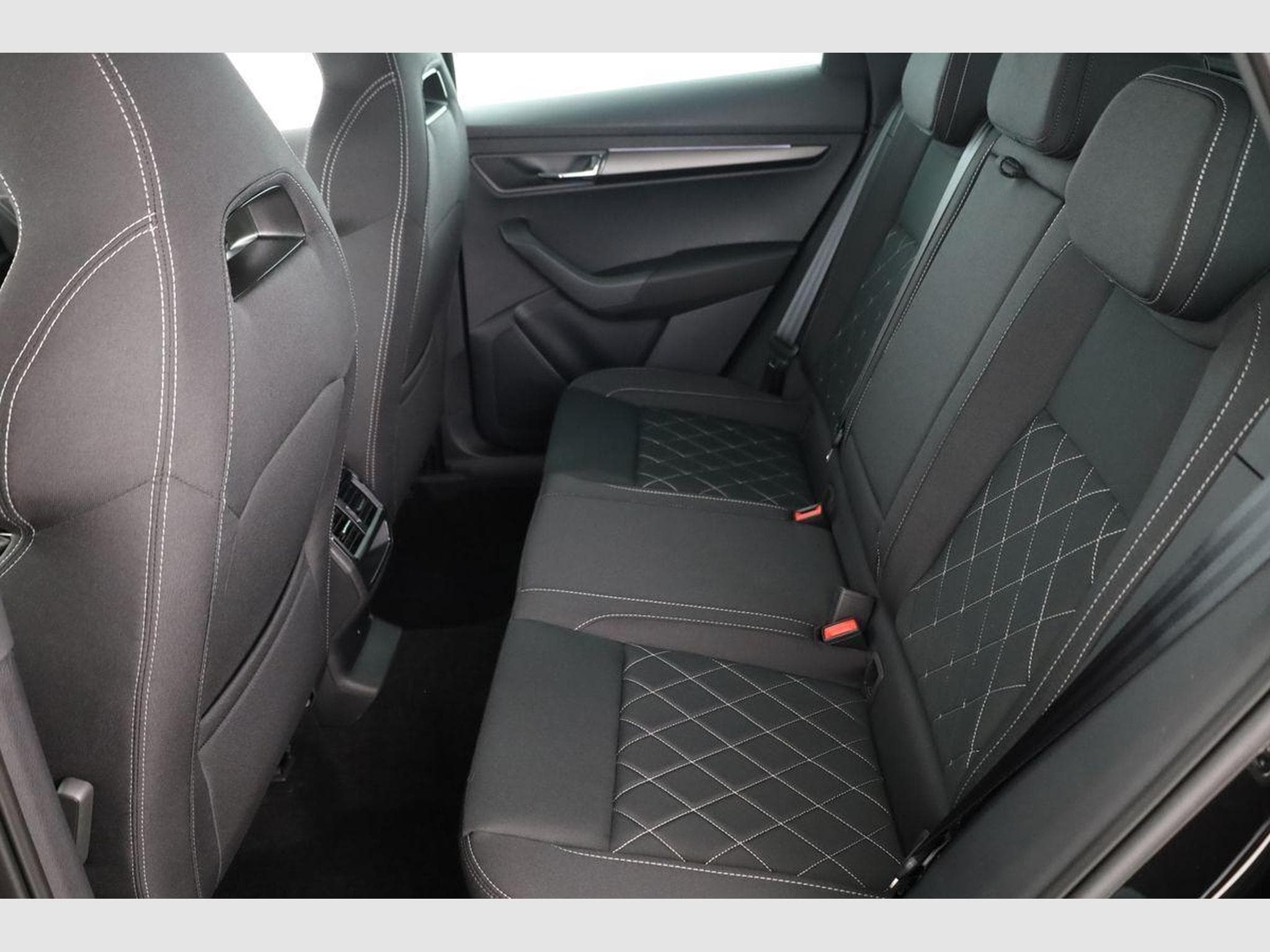 Skoda Karoq Sportline (2026) - Foto 11
