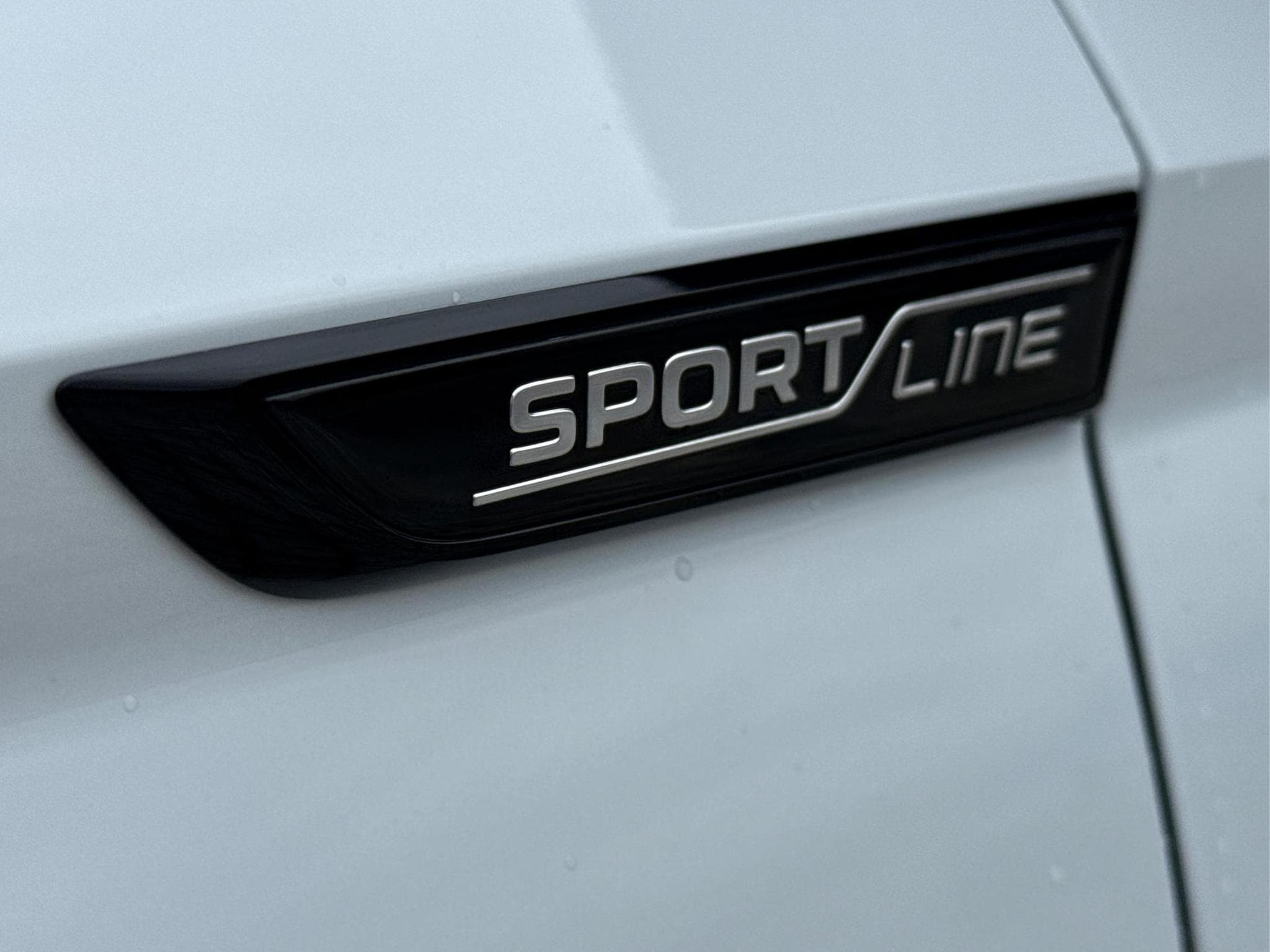 Skoda Karoq Sportline 1,5 TSI (2026) - Foto 19