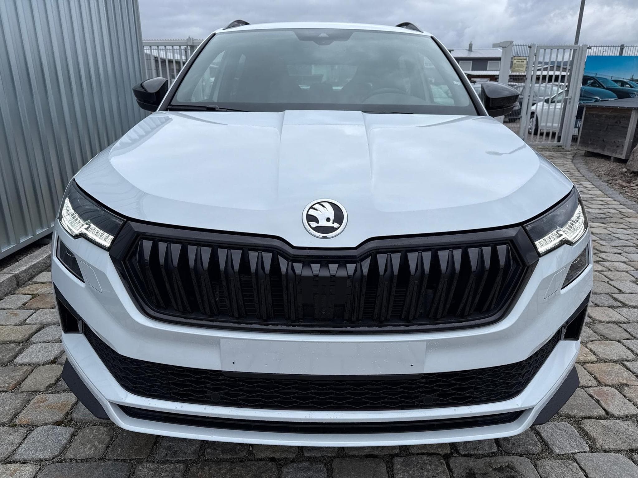 Skoda Karoq Sportline 1,5 TSI (2026) - Foto 2