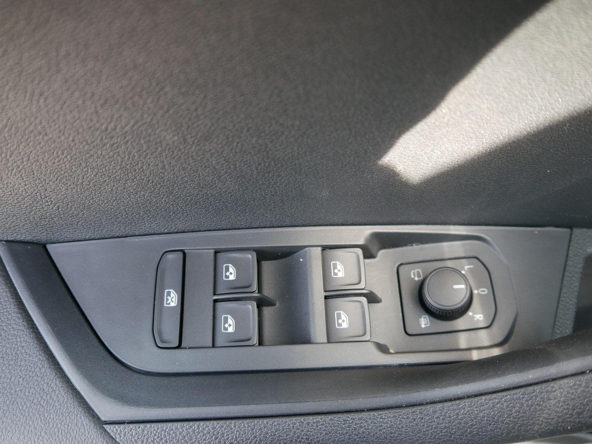 Skoda Karoq Sportline (2026) - Photo 9