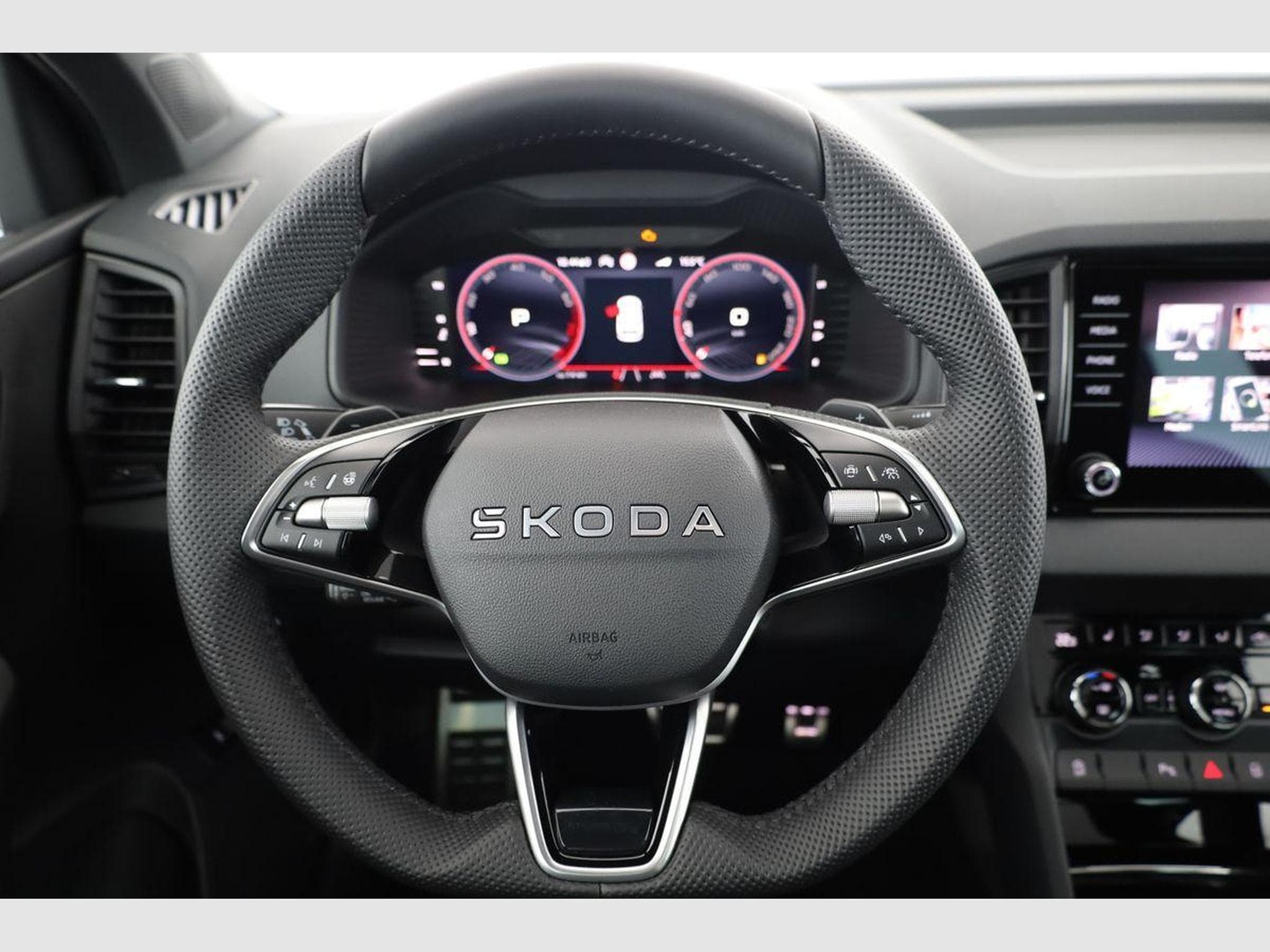 Skoda Karoq Sportline 4x4 (2026) - Photo 5