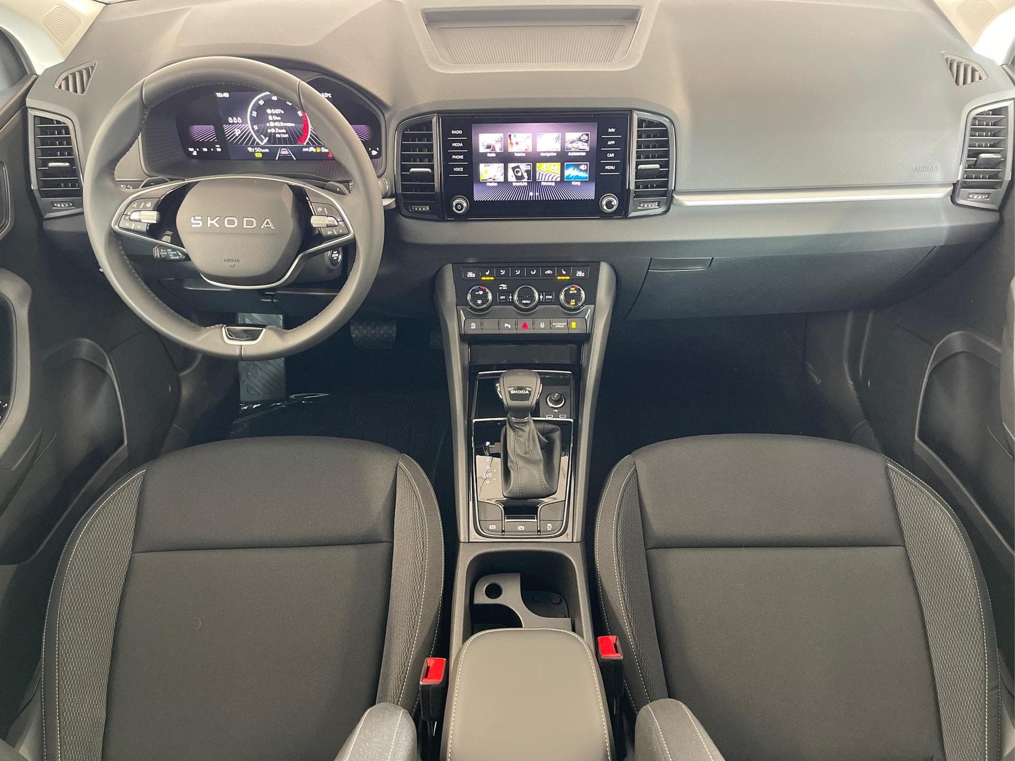 Skoda Karoq Selection (2026) - Photo 6