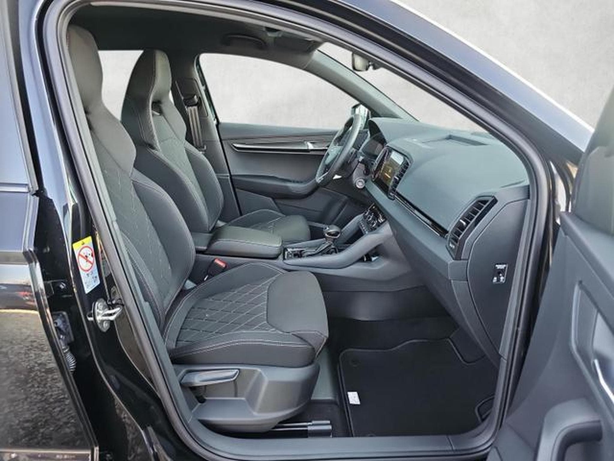 Skoda Karoq Sportline (2026) - Foto 10