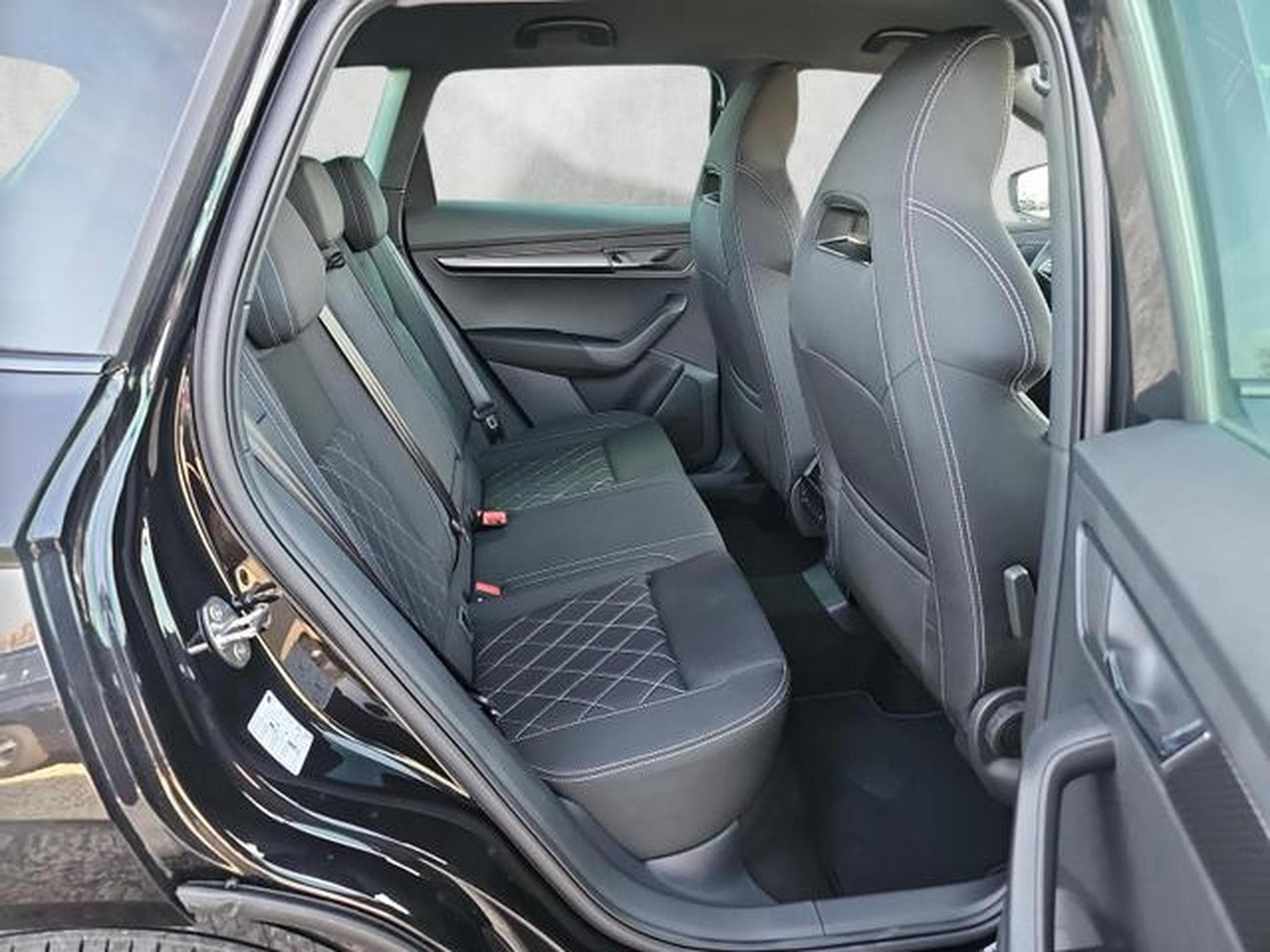 Skoda Karoq Sportline (2026) - Foto 13
