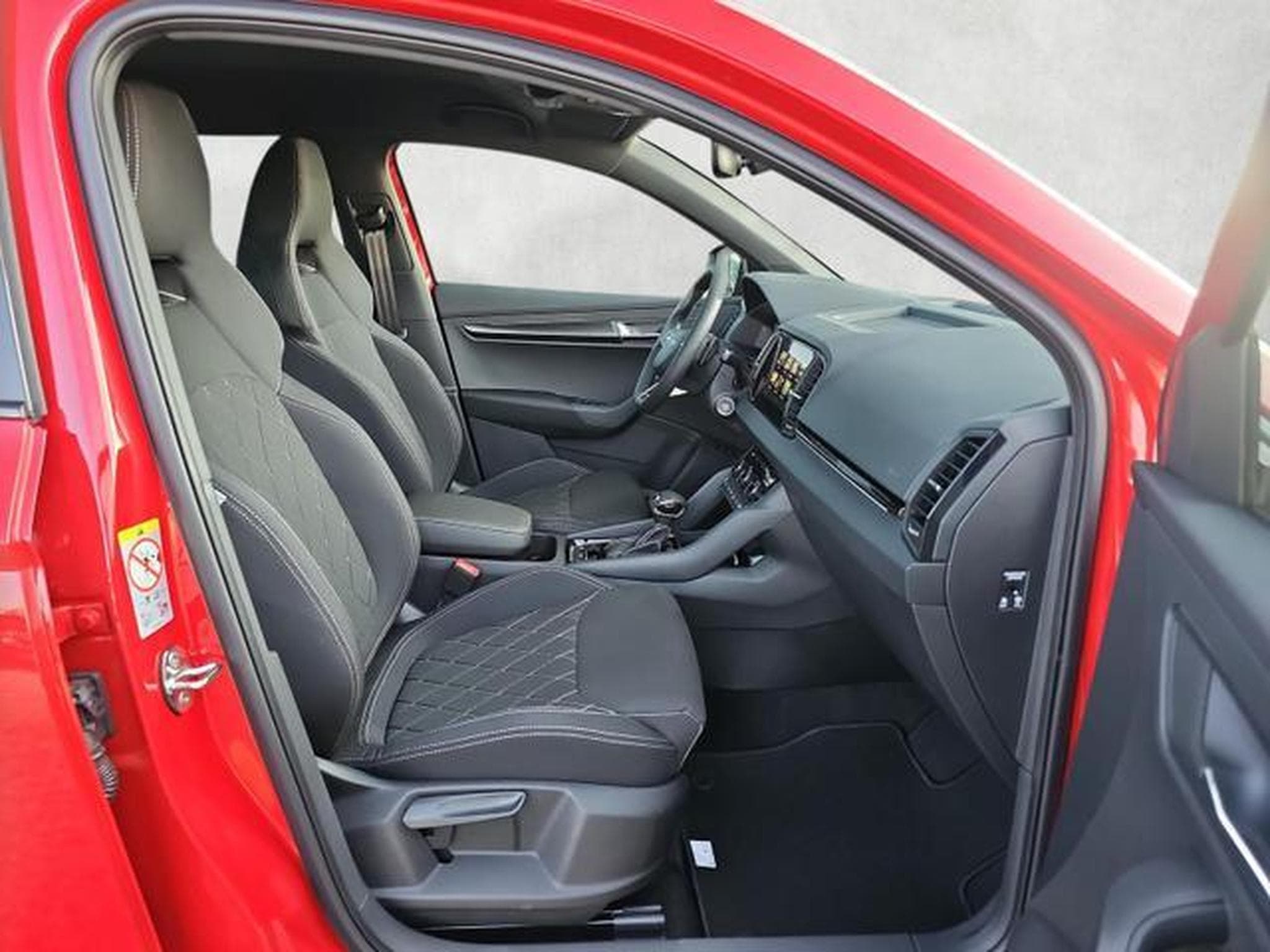 Skoda Karoq Sportline (2026) - Foto 10