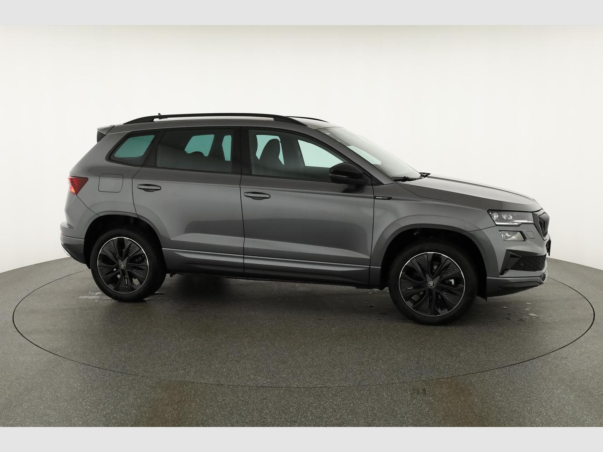 Skoda Karoq Sportline (2025) - Foto 24