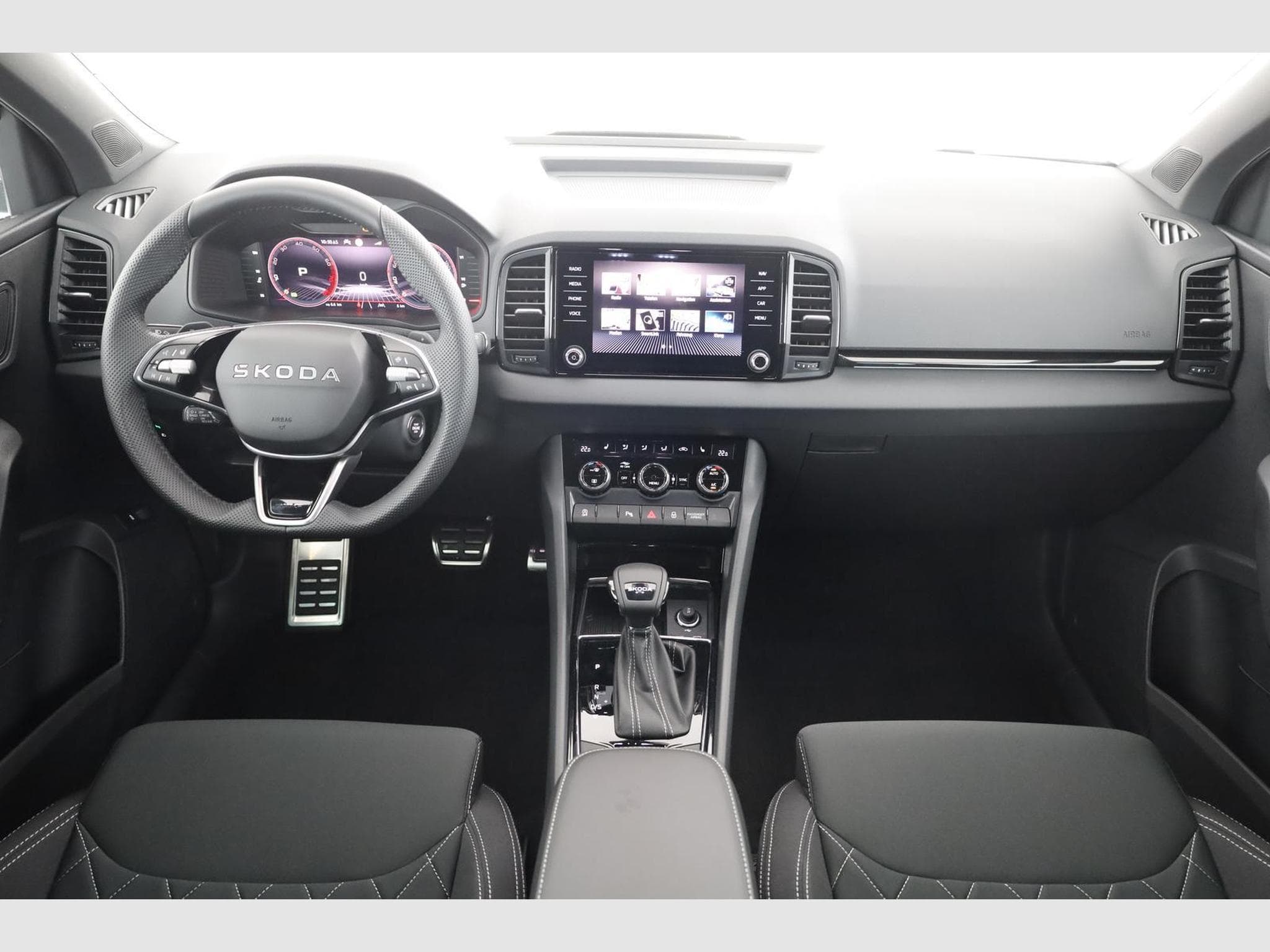 Skoda Karoq Sportline (2025) - Foto 4
