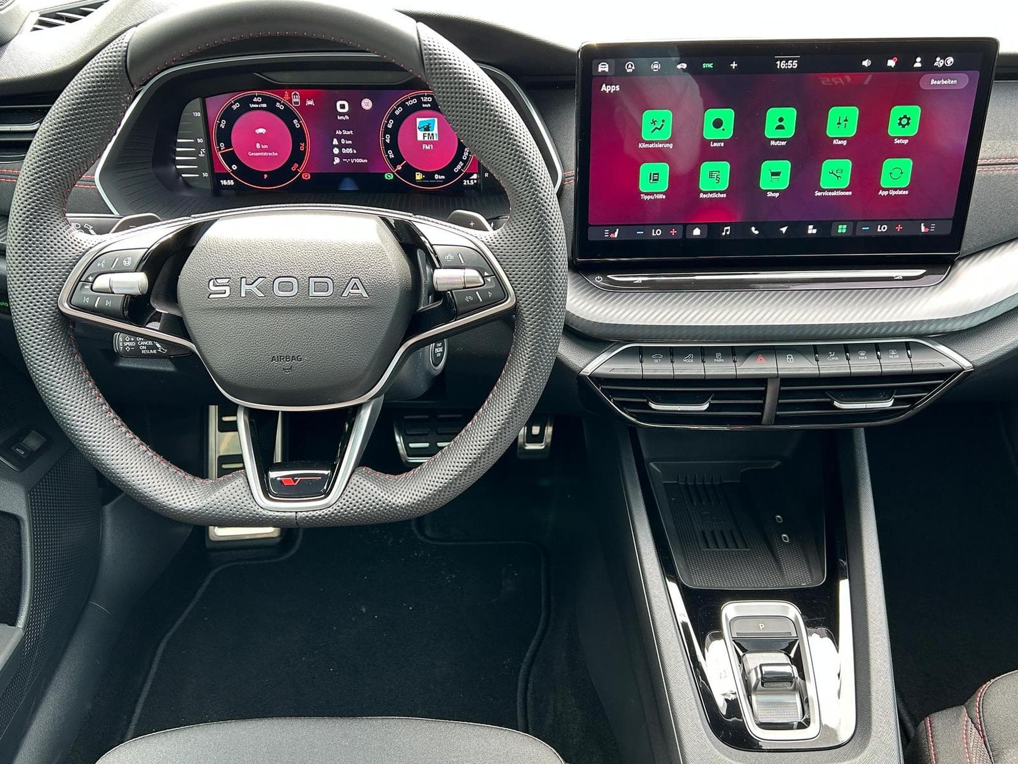 Skoda Octavia RS (2026) - Photo 8