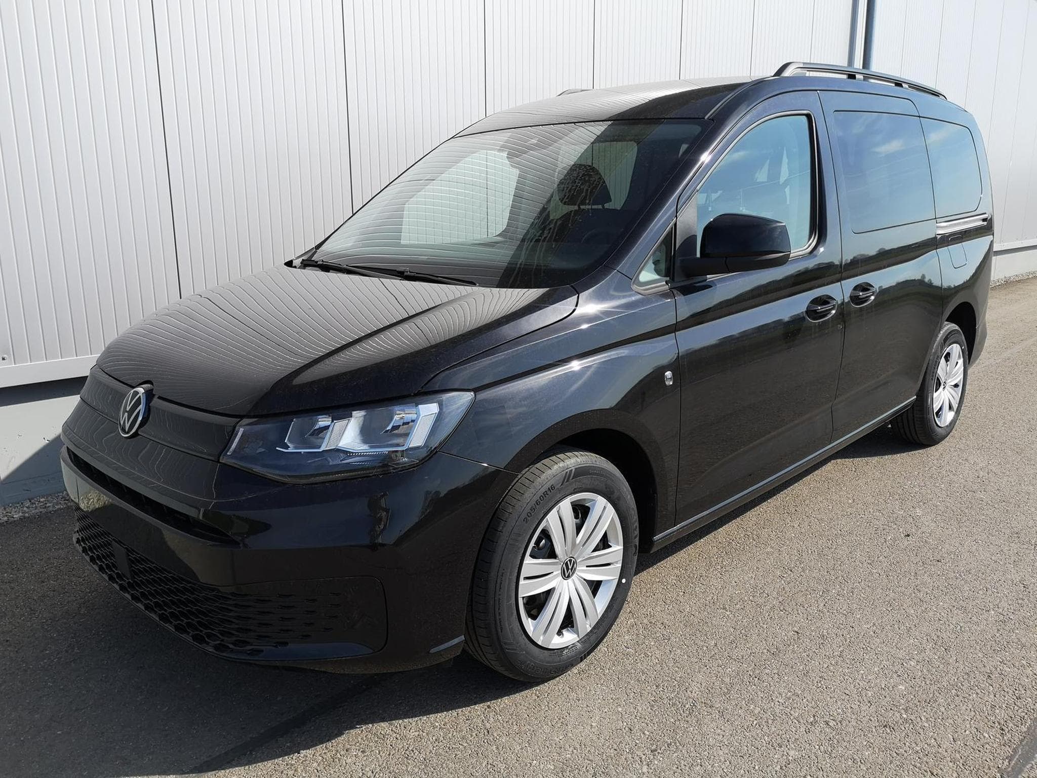 VW Caddy Basis (2026) - Photo 1