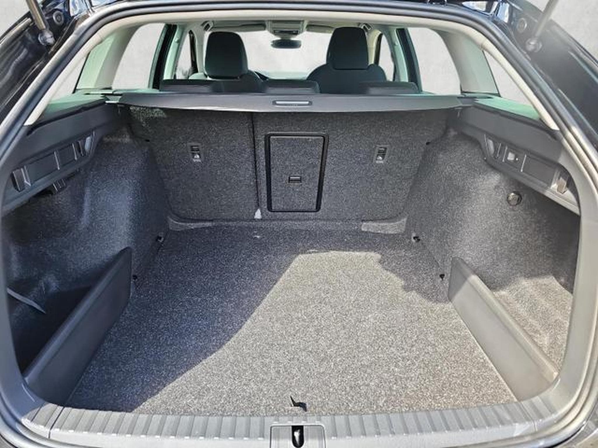Skoda Octavia 1.5 TSI mHEV 110 kW Selection (2026) - Photo 14