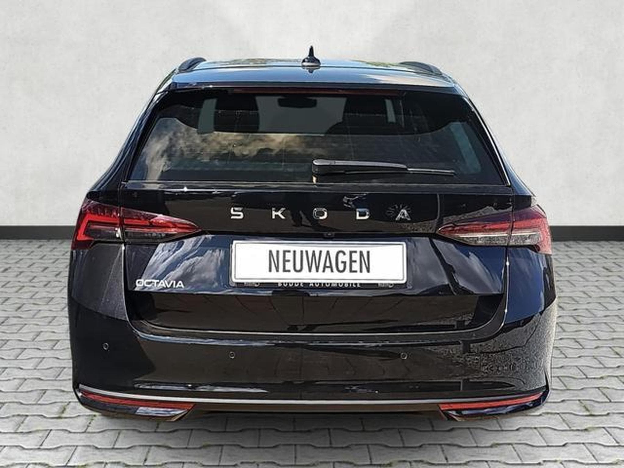 Skoda Octavia 1.5 TSI mHEV 110 kW Selection (2026) - Photo 6