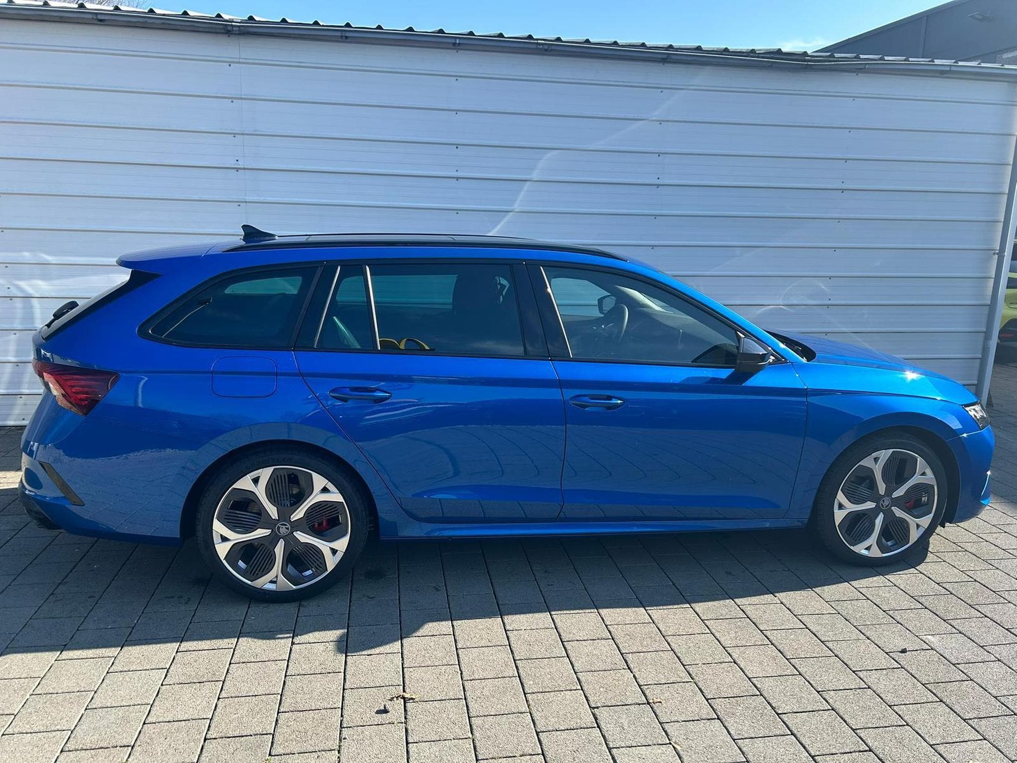 Skoda Octavia RS (2026) - Photo 3