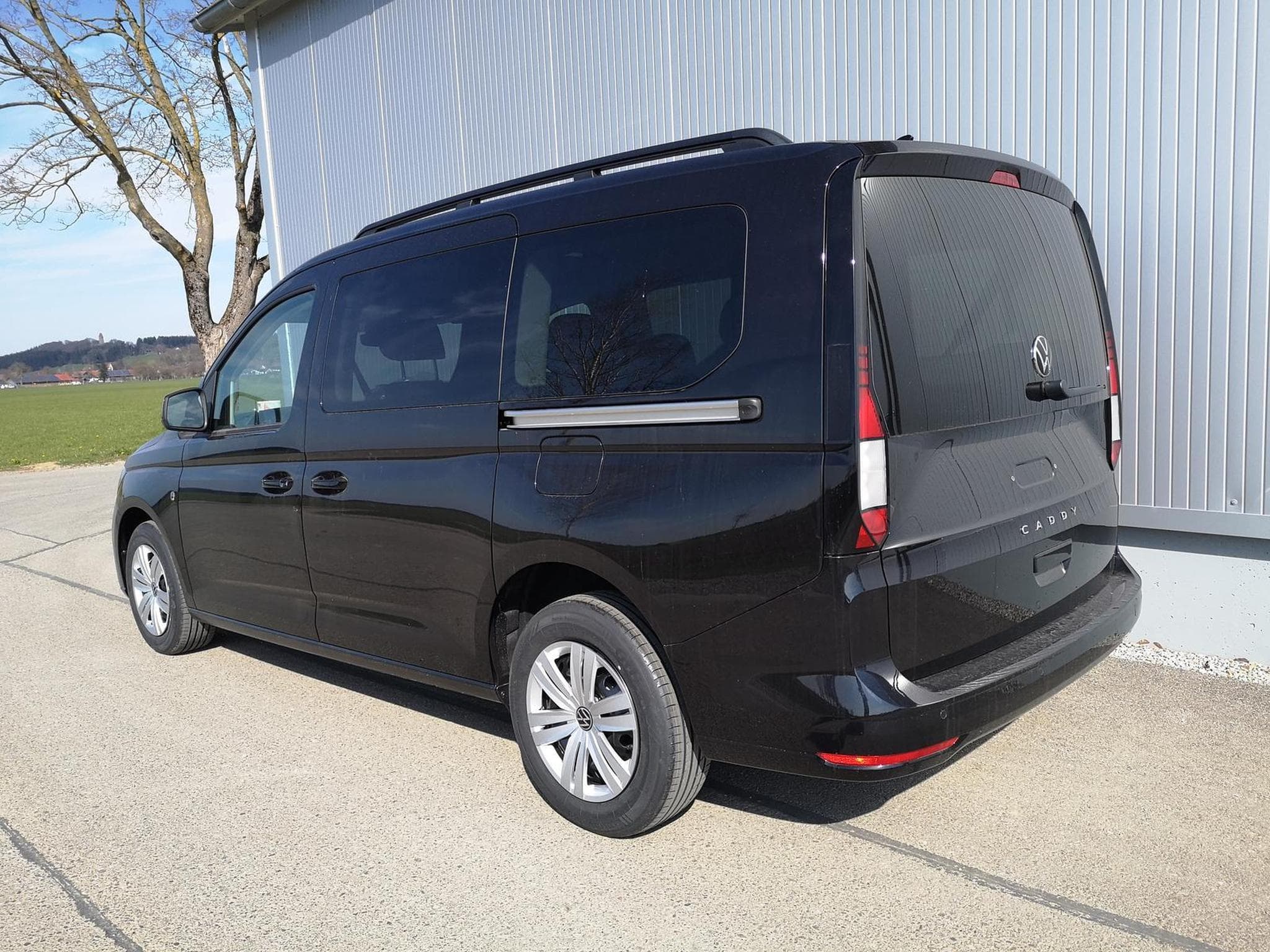 VW Caddy Basis (2026) - Photo 2