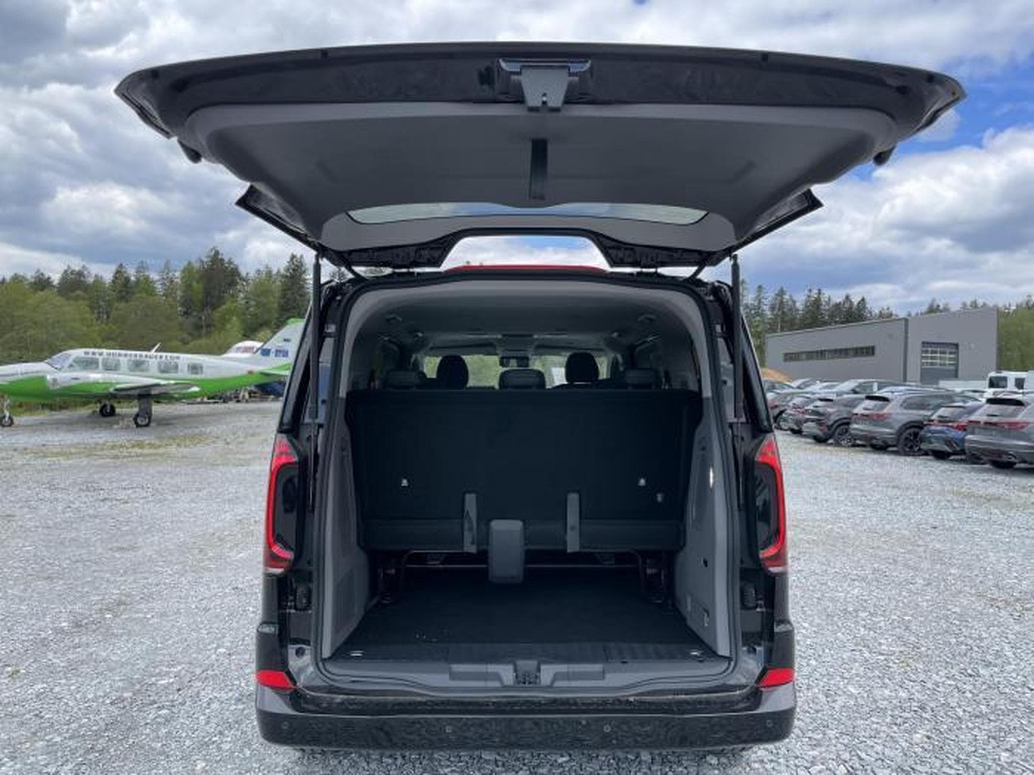 VW T7 Style KR 8 Sitzer (2026) - Photo 5