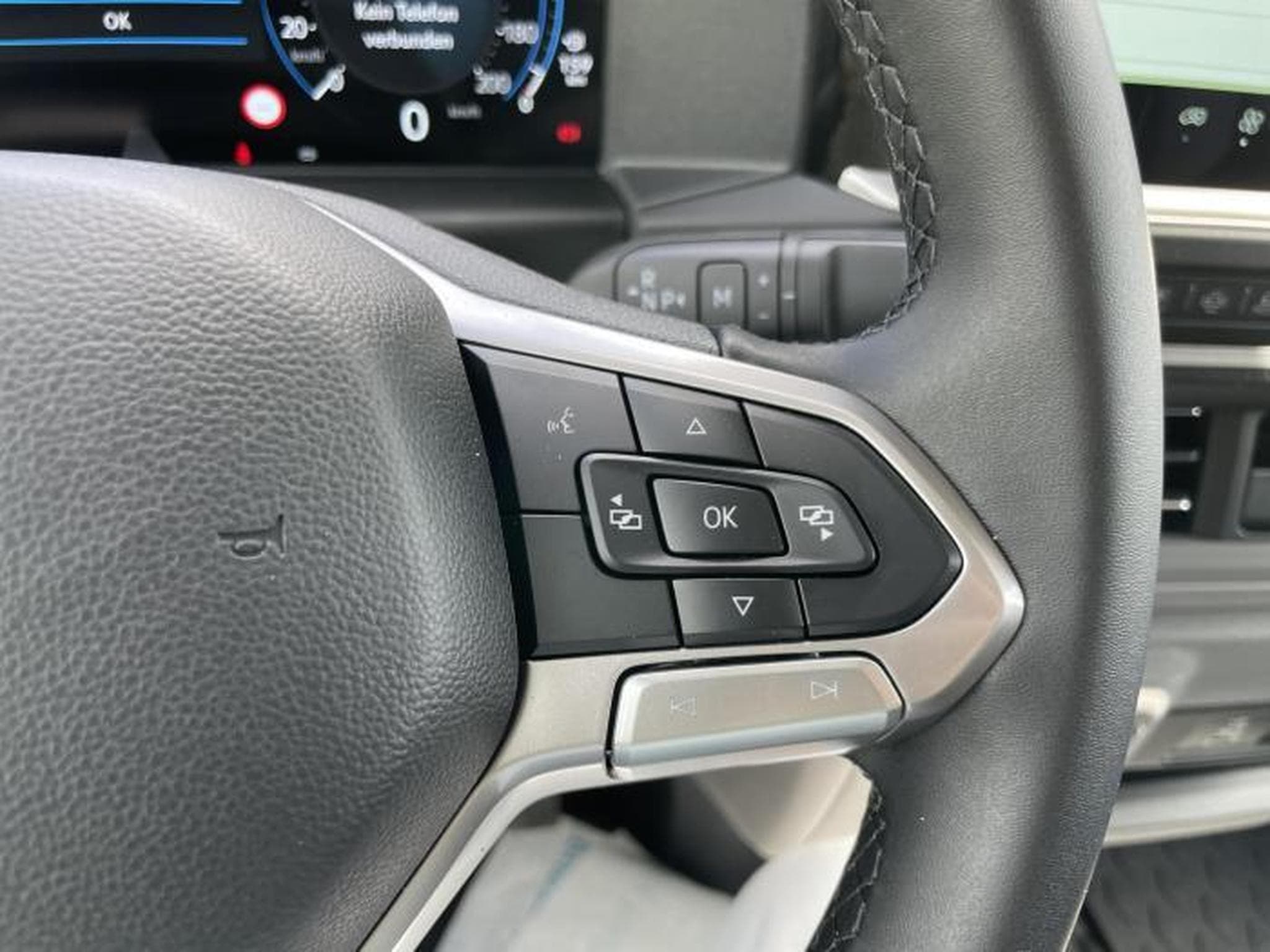 VW T7 Style KR 8 Sitzer (2026) - Photo 13