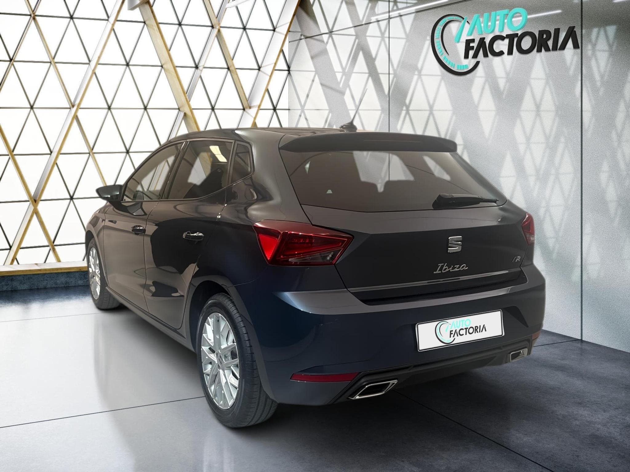 Seat Ibiza -22% 1.0 TSI 115cv FR +GPS+CAM+FULL LED+Options (2025) - Photo 4
