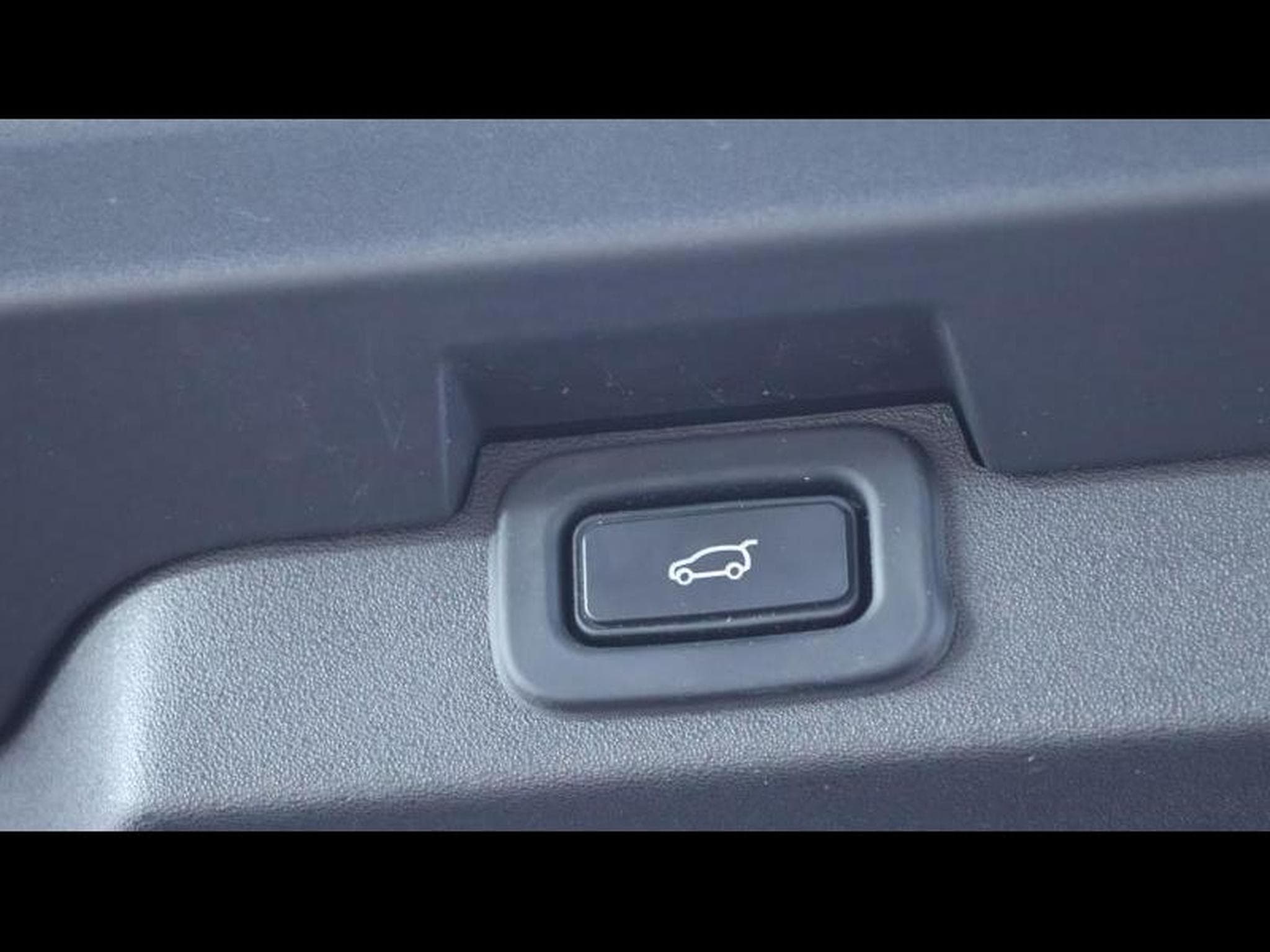 Land-Rover Discovery R-Dynamic P360 AWD auto (2021) - Foto 32