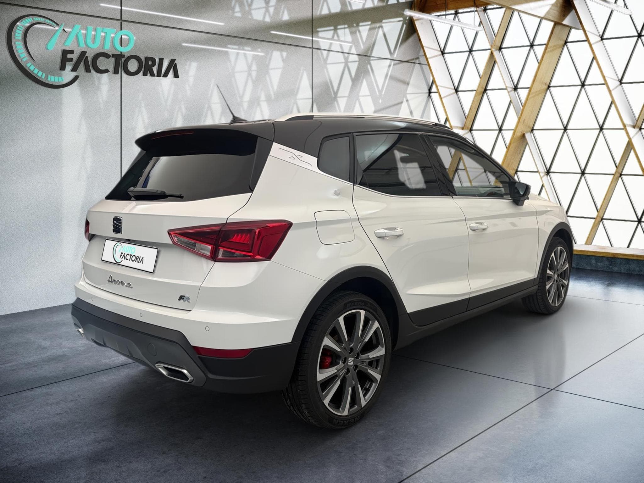 Seat Arona -30% 1.0 TSI 115cv FR +GPS+CAM+PARK ASSIST+Opts (2025) - Photo 3