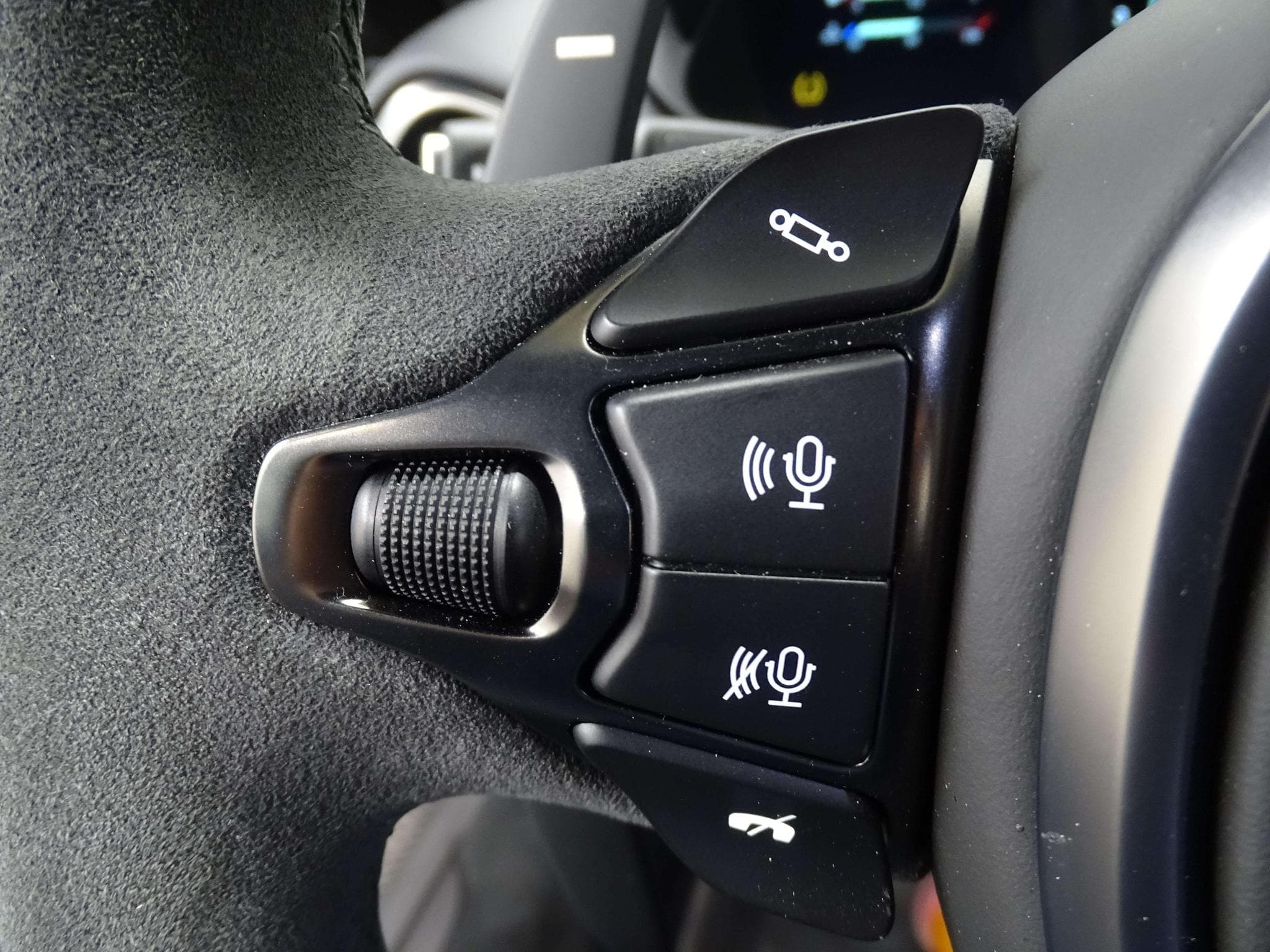 Aston-Martin V8 Vantage F1 Edition (2023) - Photo 27