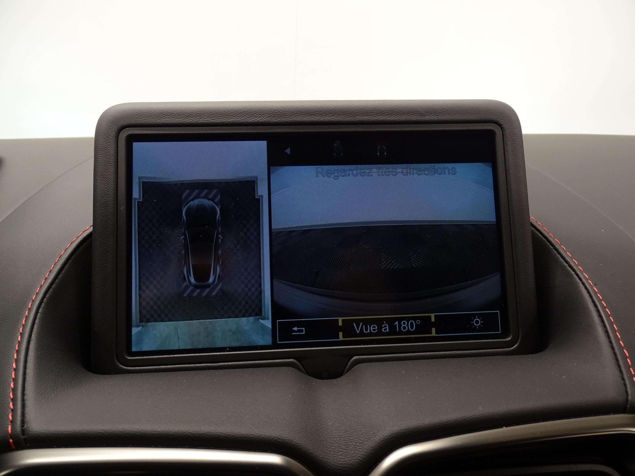Aston-Martin V8 Vantage F1 Edition (2023) - Photo 28