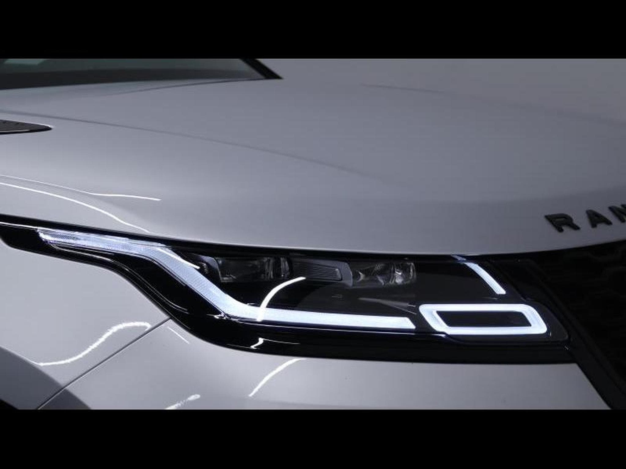 Land-Rover Range Rover Velar D200 R-Dynamic SE AWD AUTO (2023) - Photo 7