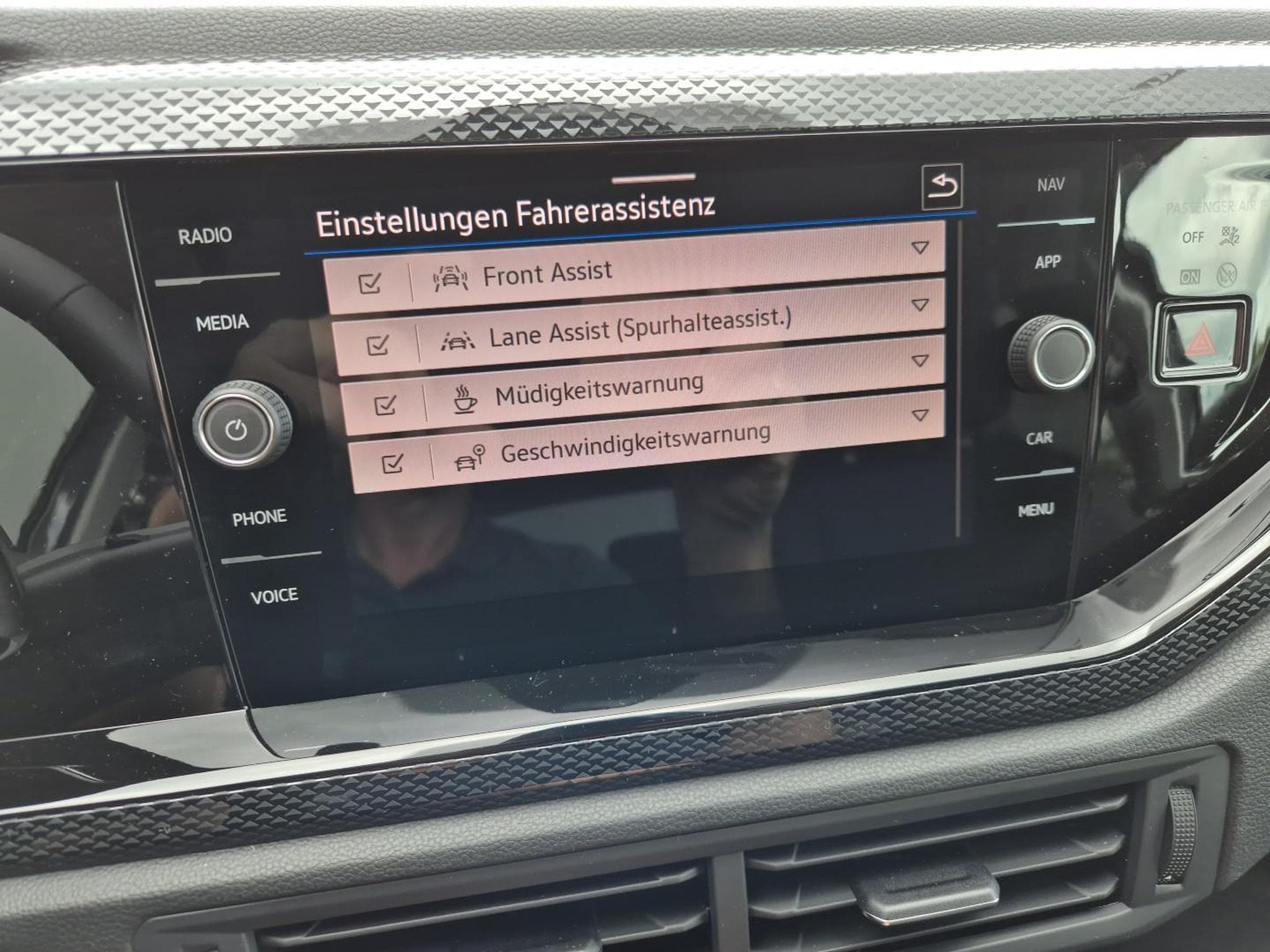 VW Taigo 1.0 TSI 116PS (2026) - Photo 17