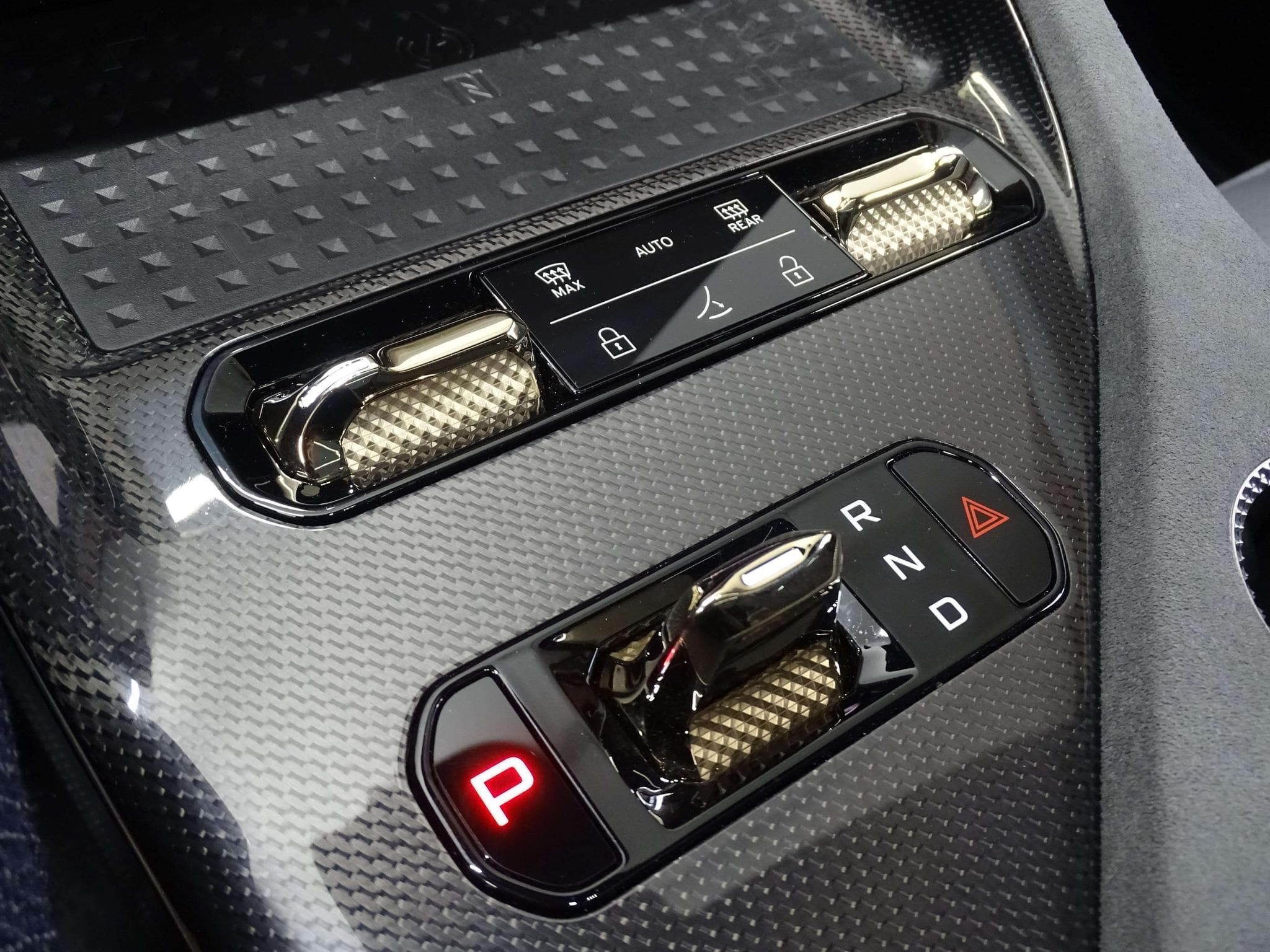 Lotus Eletre R 918ch (2024) - Photo 30