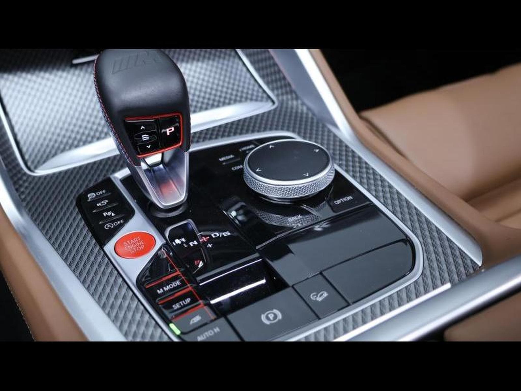 BMW X6M Competition 4.4 V8 bi-turbo (2021) - Photo 16
