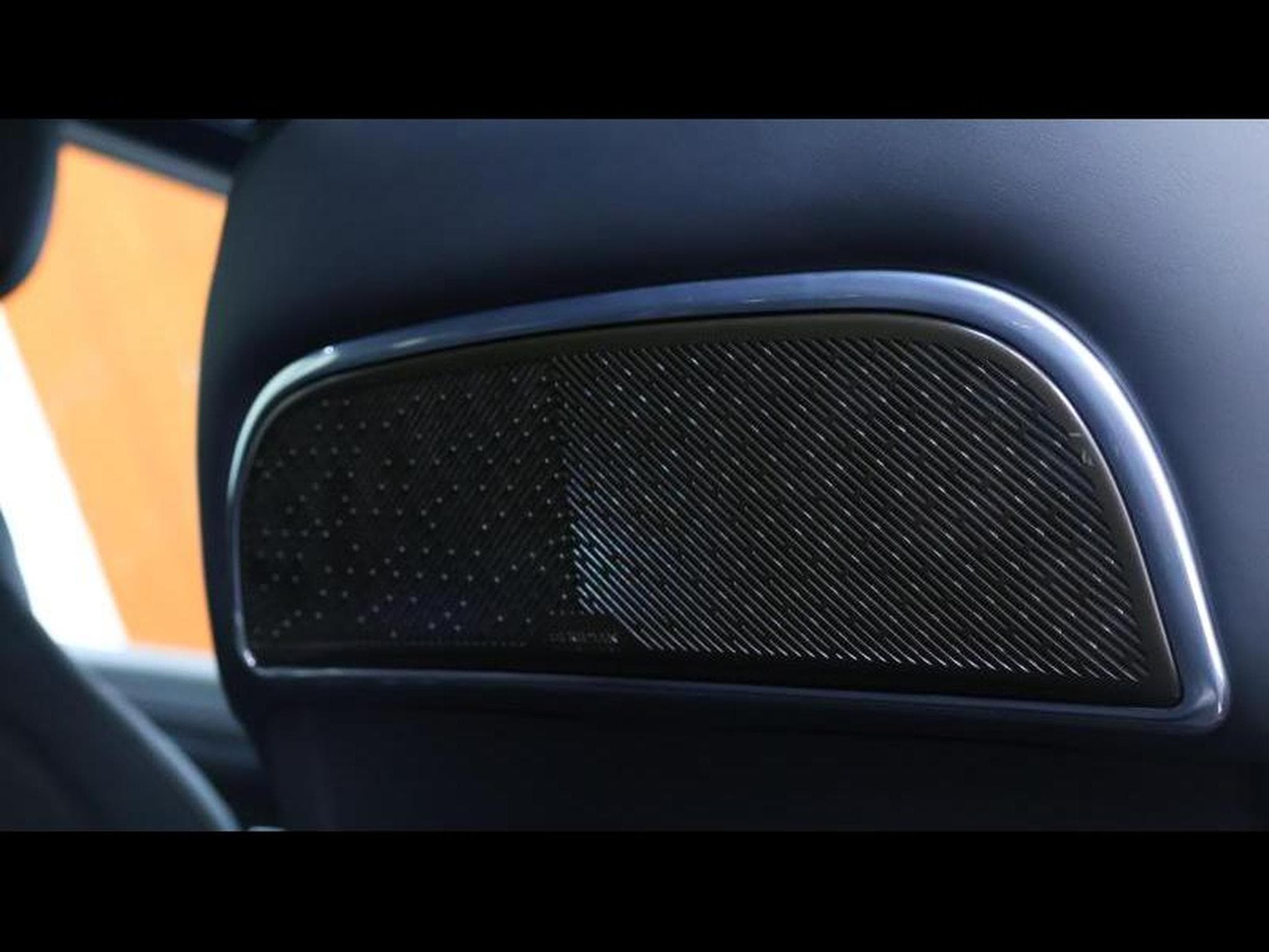 Land-Rover Range Rover P550e Autobiography SWB AWD Auto (2024) - Photo 13