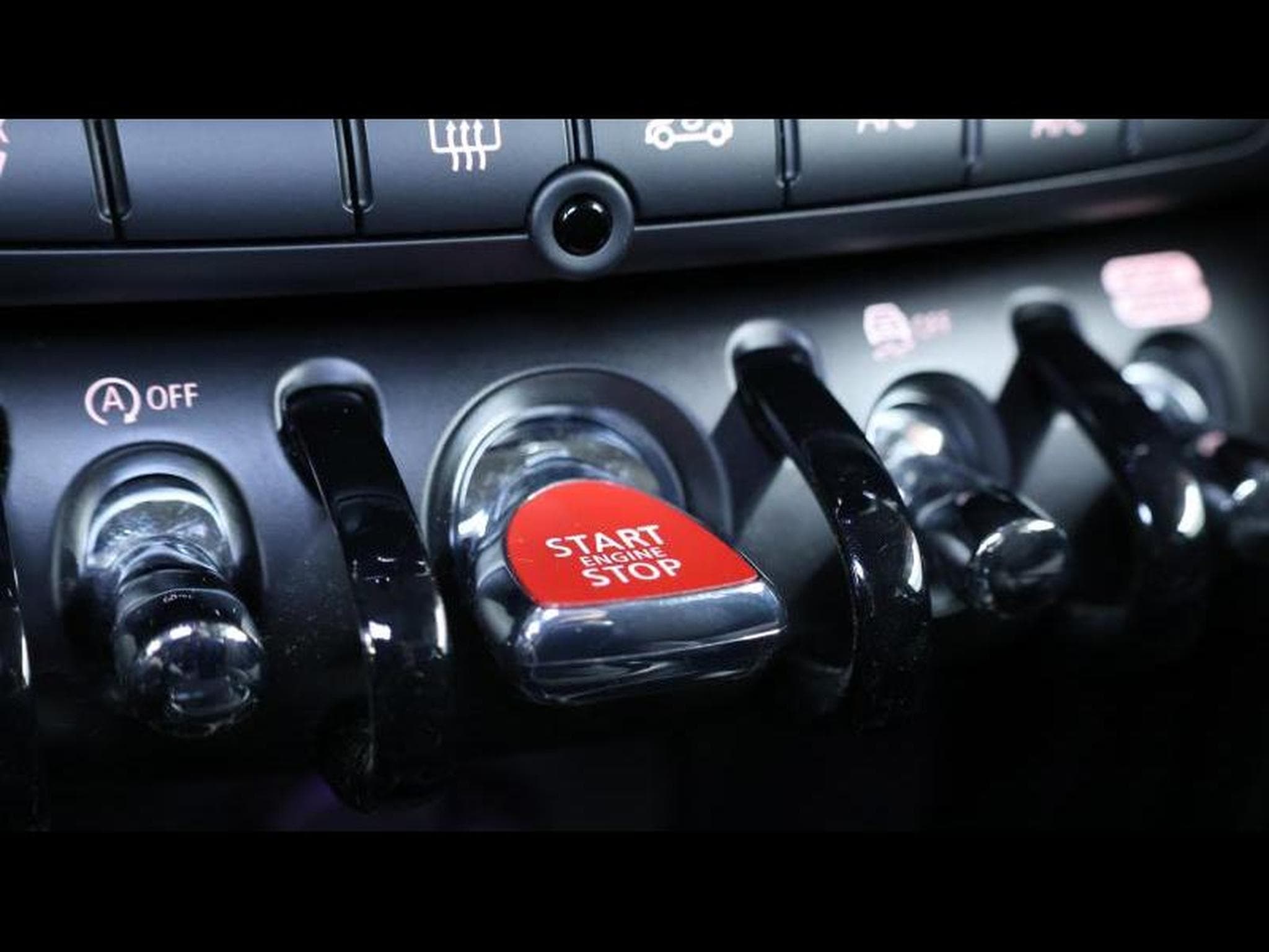 MINI Cooper Experience 2.0 178 Steptronic (2023) - Foto 19
