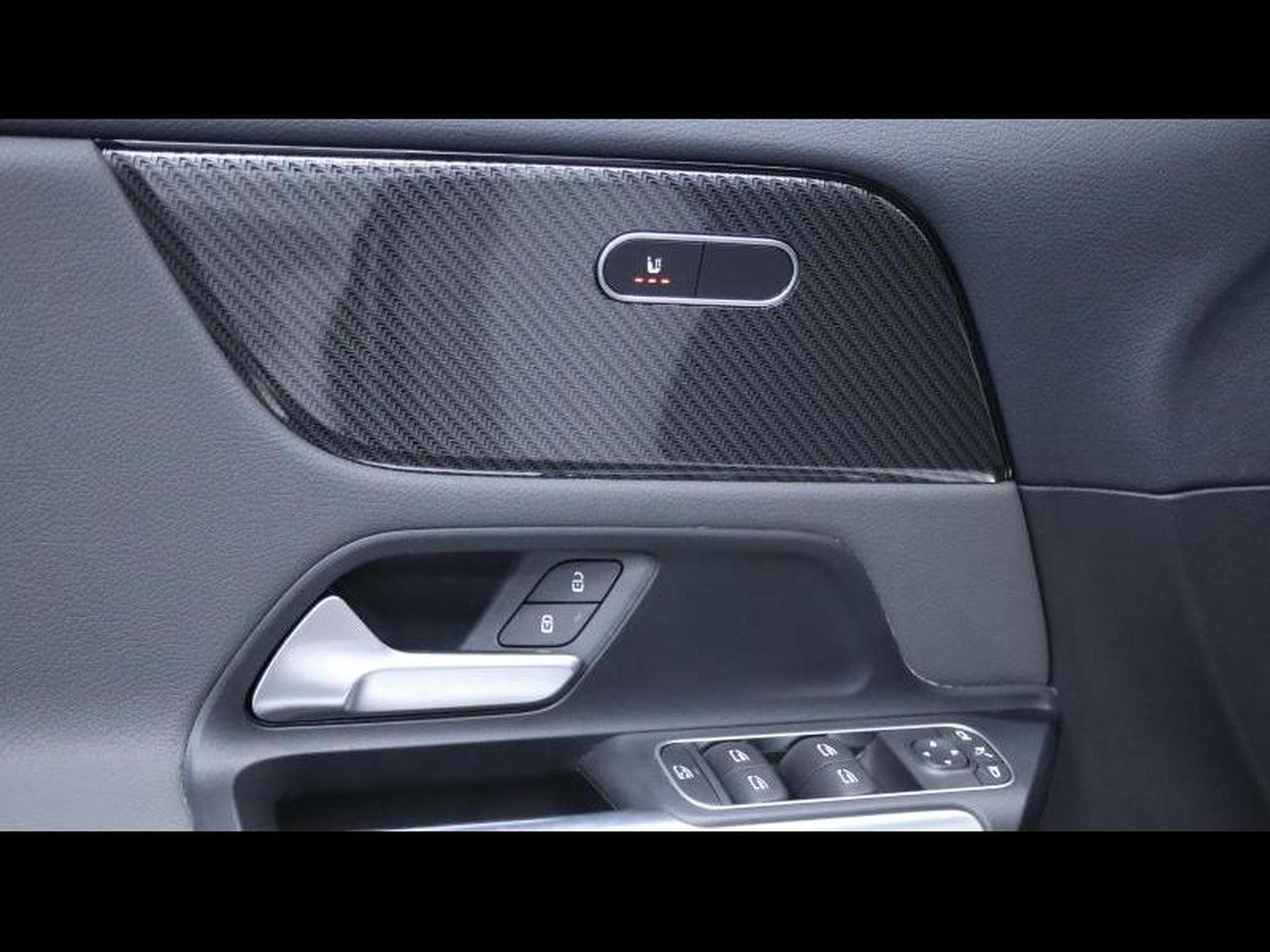 Mercedes GLA 220 4matic 2.0 D 190 CH (2020) - Photo 20
