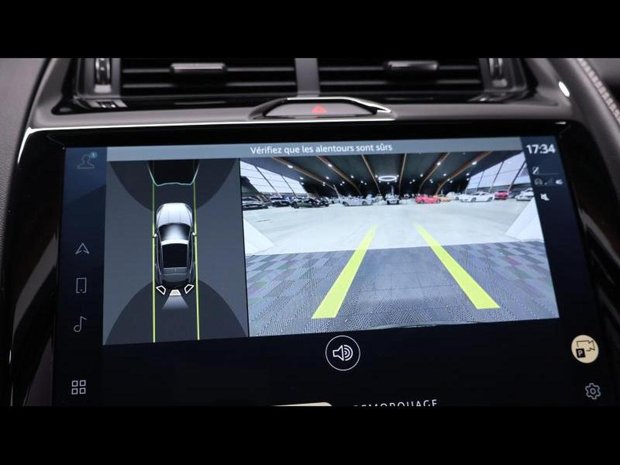 Jaguar E-Pace D165 R-Dynamic S AWD Auto (2024) - Photo 19