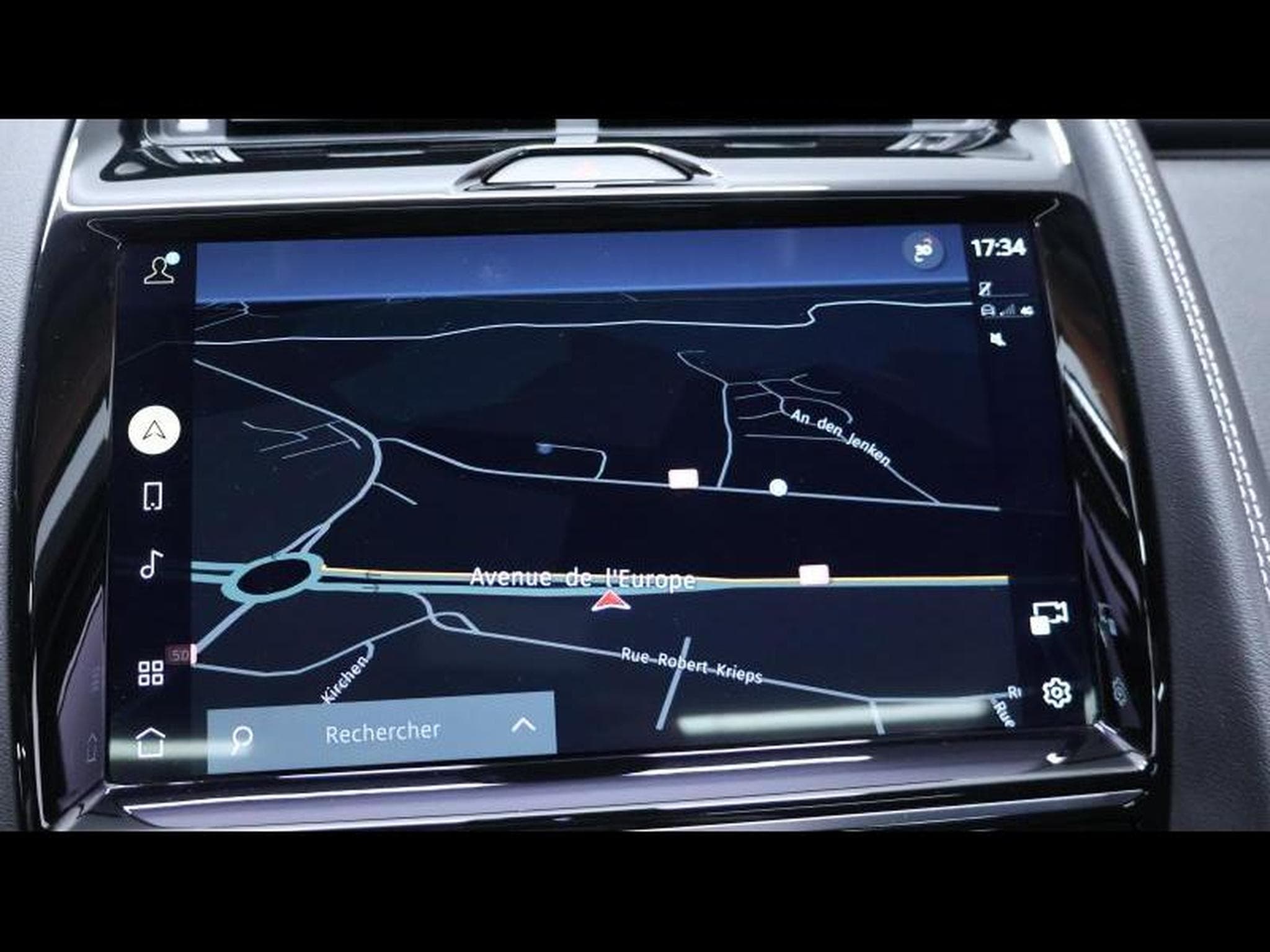 Jaguar E-Pace D165 R-Dynamic S AWD Auto (2024) - Photo 20