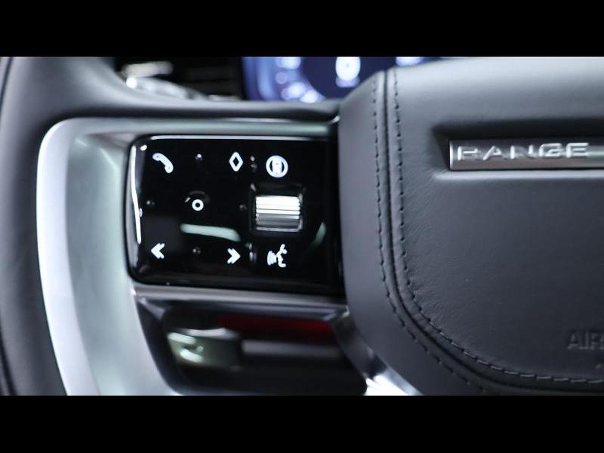 Land-Rover Range Rover SV P615 AWD Auto (2023) - Photo 15