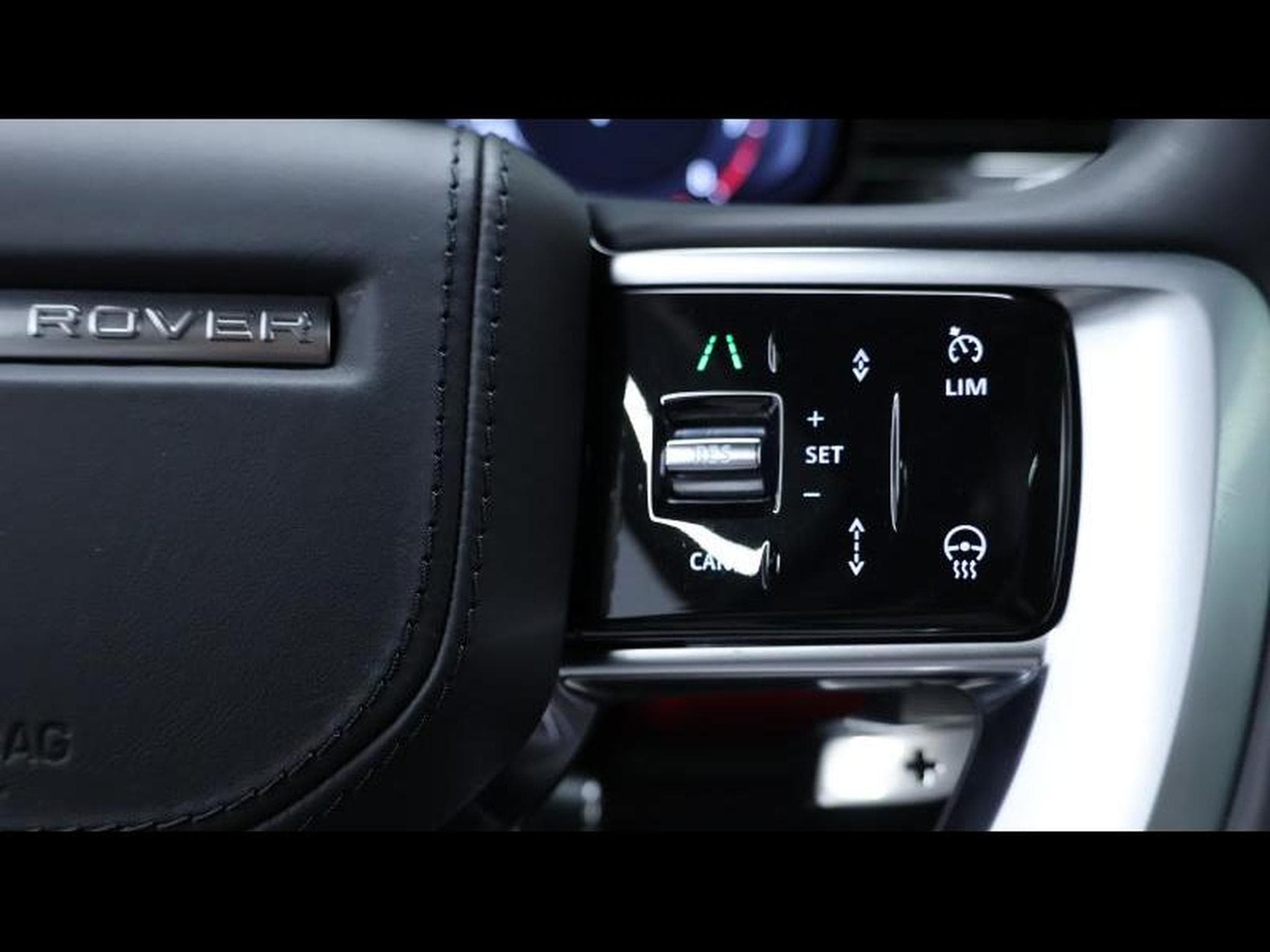 Land-Rover Range Rover SV P615 AWD Auto (2023) - Photo 16