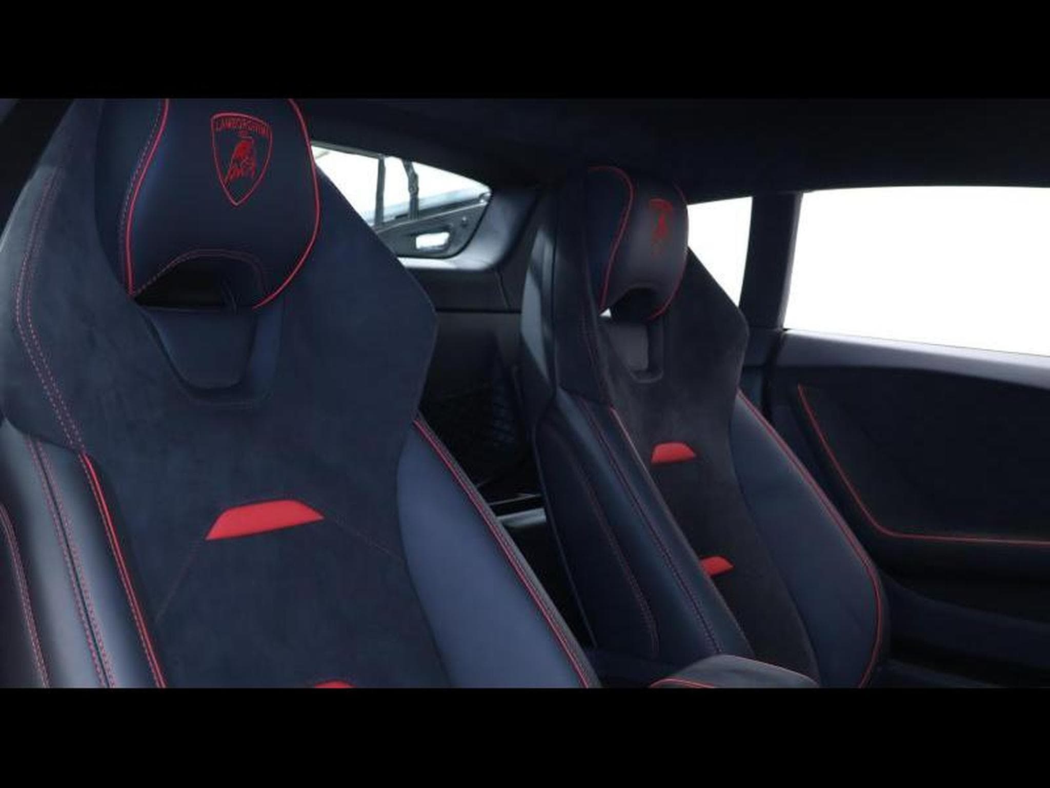 Lamborghini Huracán 5.2 V10 640 EVO (2019) - Photo 14