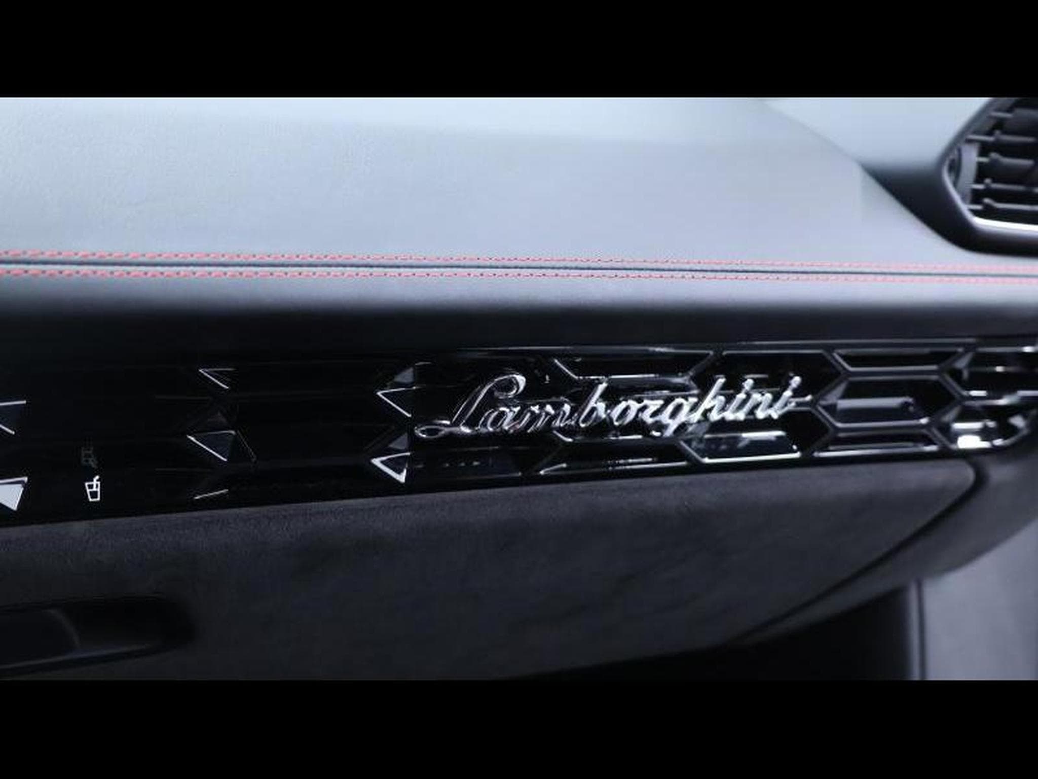 Lamborghini Huracán 5.2 V10 640 EVO (2019) - Photo 26