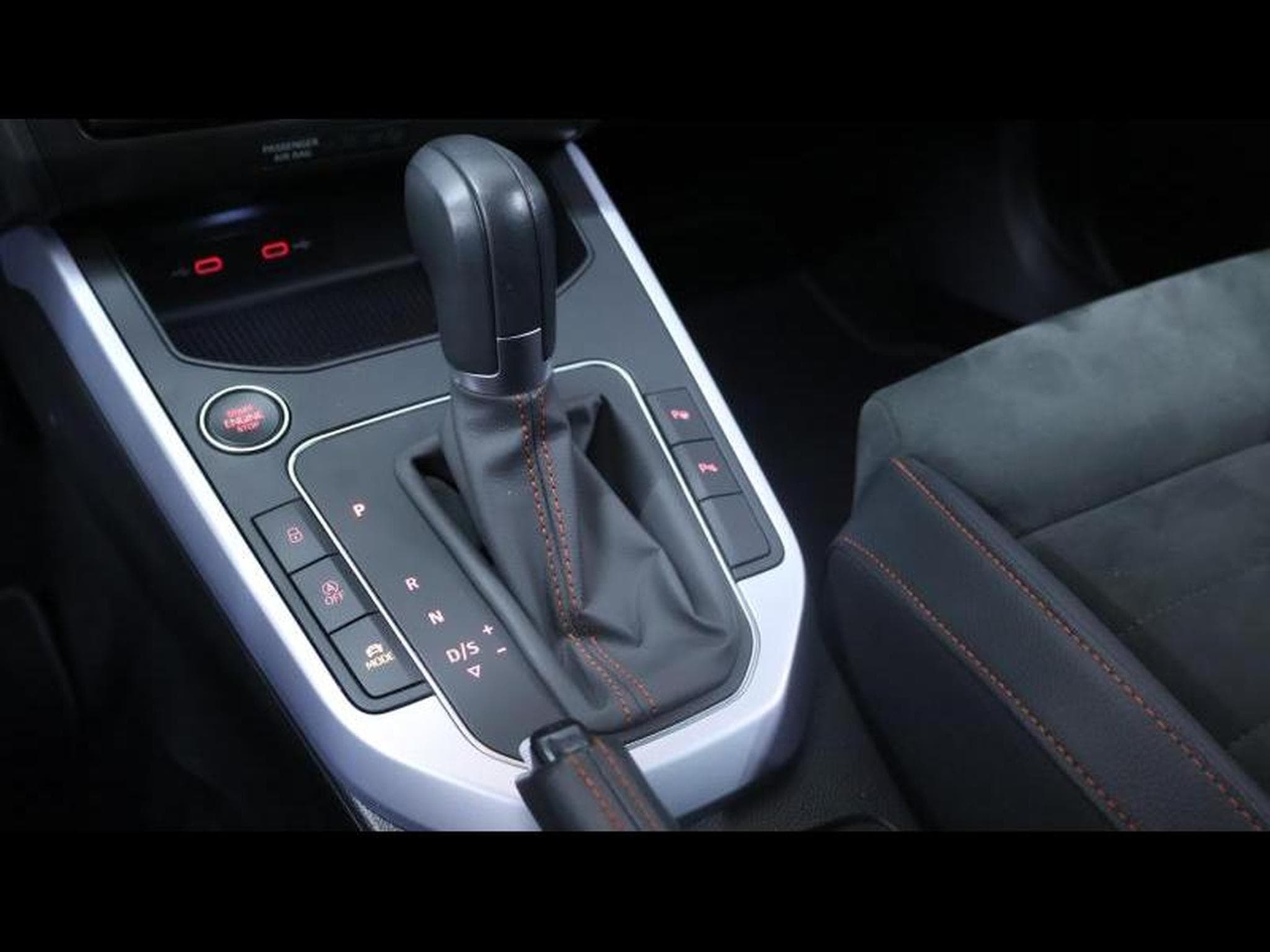 Seat Arona FR edition 1.0 TSI 110 DSG (2022) - Photo 17