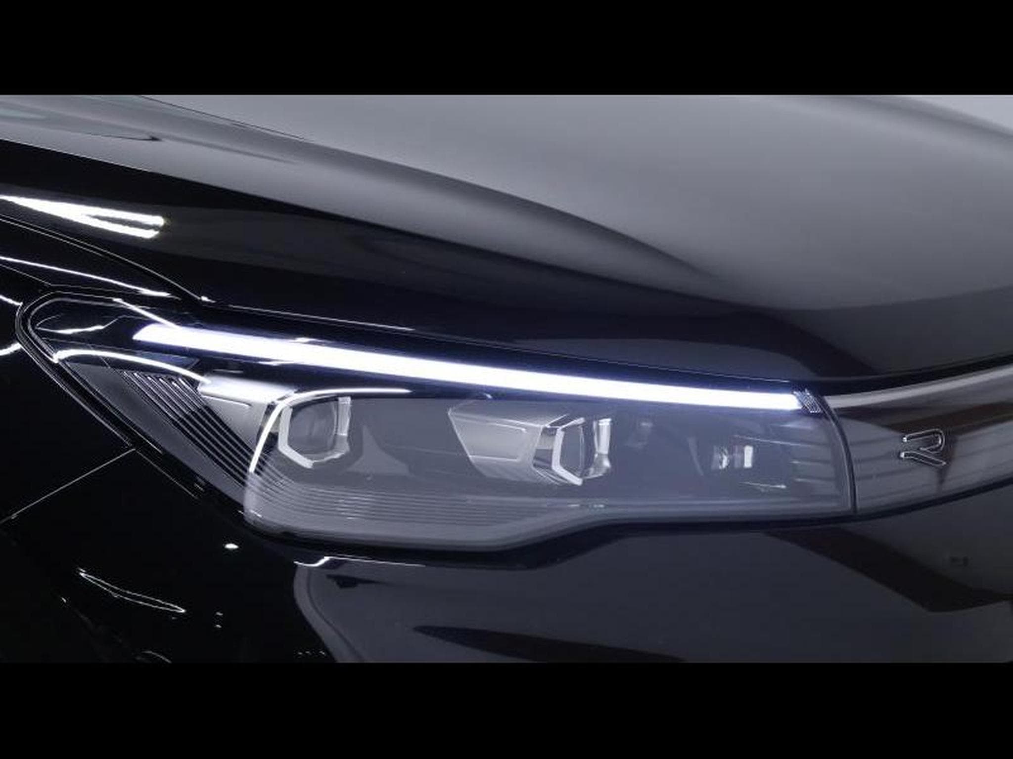 VW Tiguan New Tiguan TDi 150 R-Line Black Style DSG7 (2024) - Foto 7