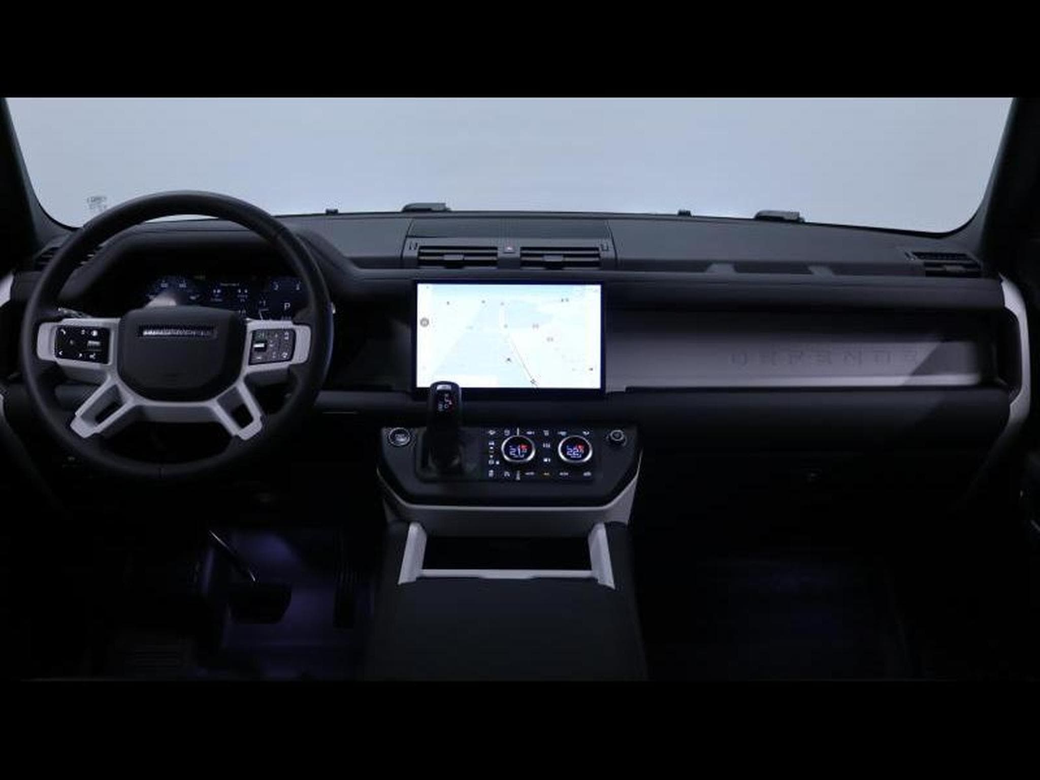 Land-Rover Defender S D200 Auto AWD (2025) - Photo 13