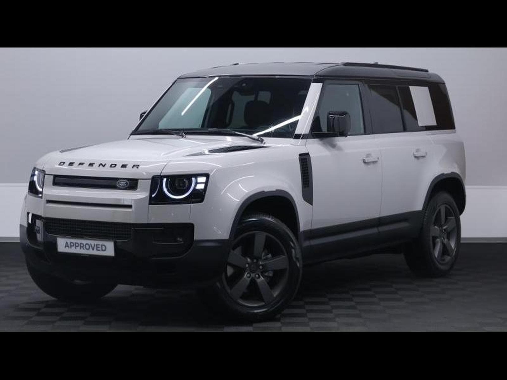 Land-Rover Defender 110 D200 S AWD Auto MY26 (2026) - Photo 1