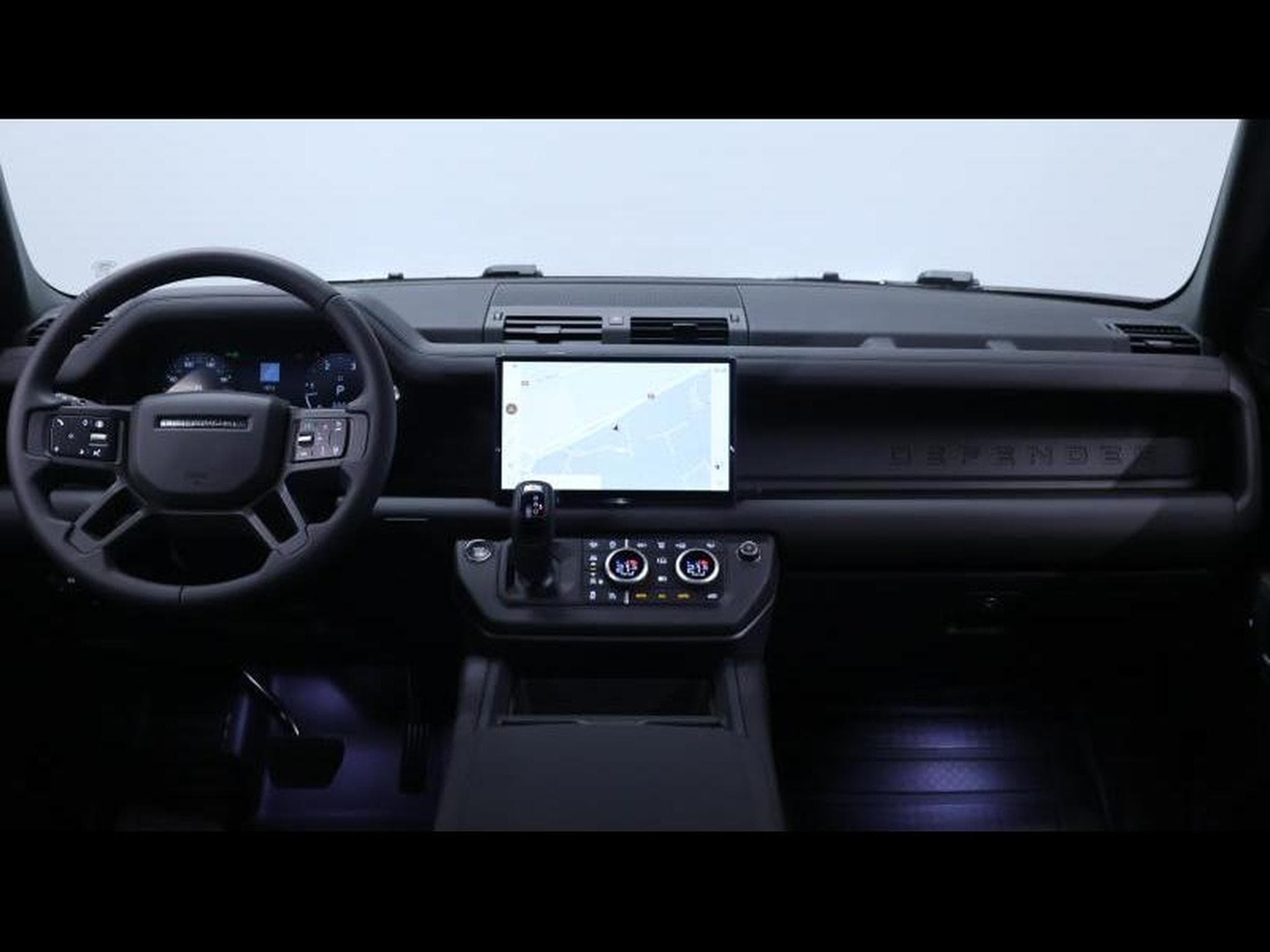 Land-Rover Defender 90 D200 X-Dynamic SE AWD Auto (2026) - Photo 13