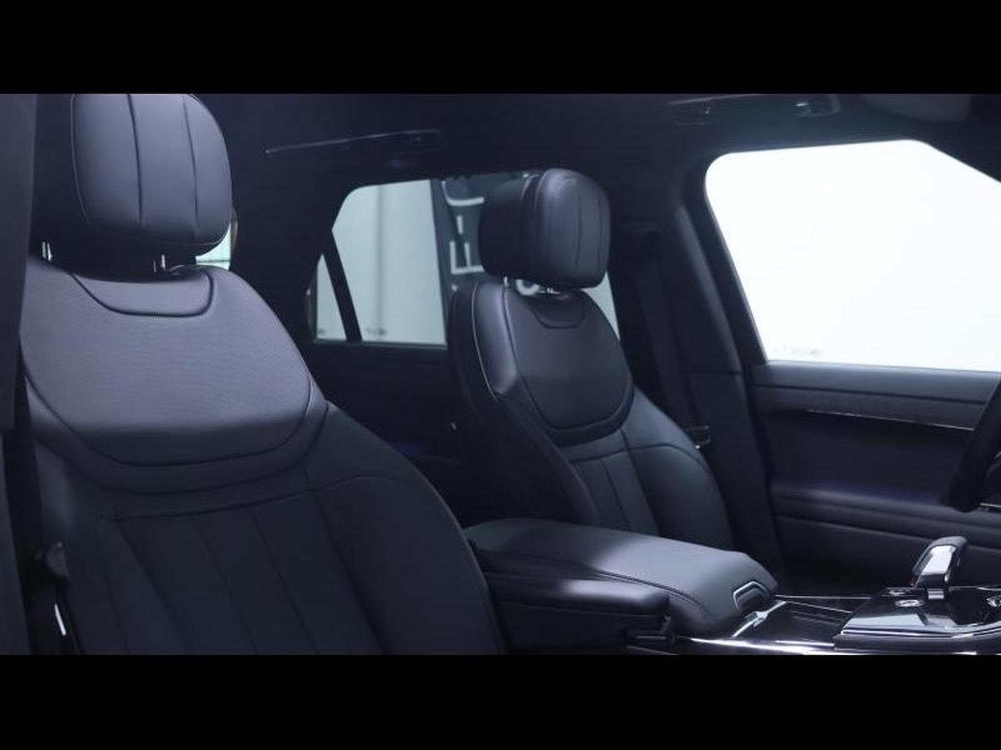 Land-Rover Range Rover Sport P530 Autobiography AWD Auto 25my (2025) - Photo 11
