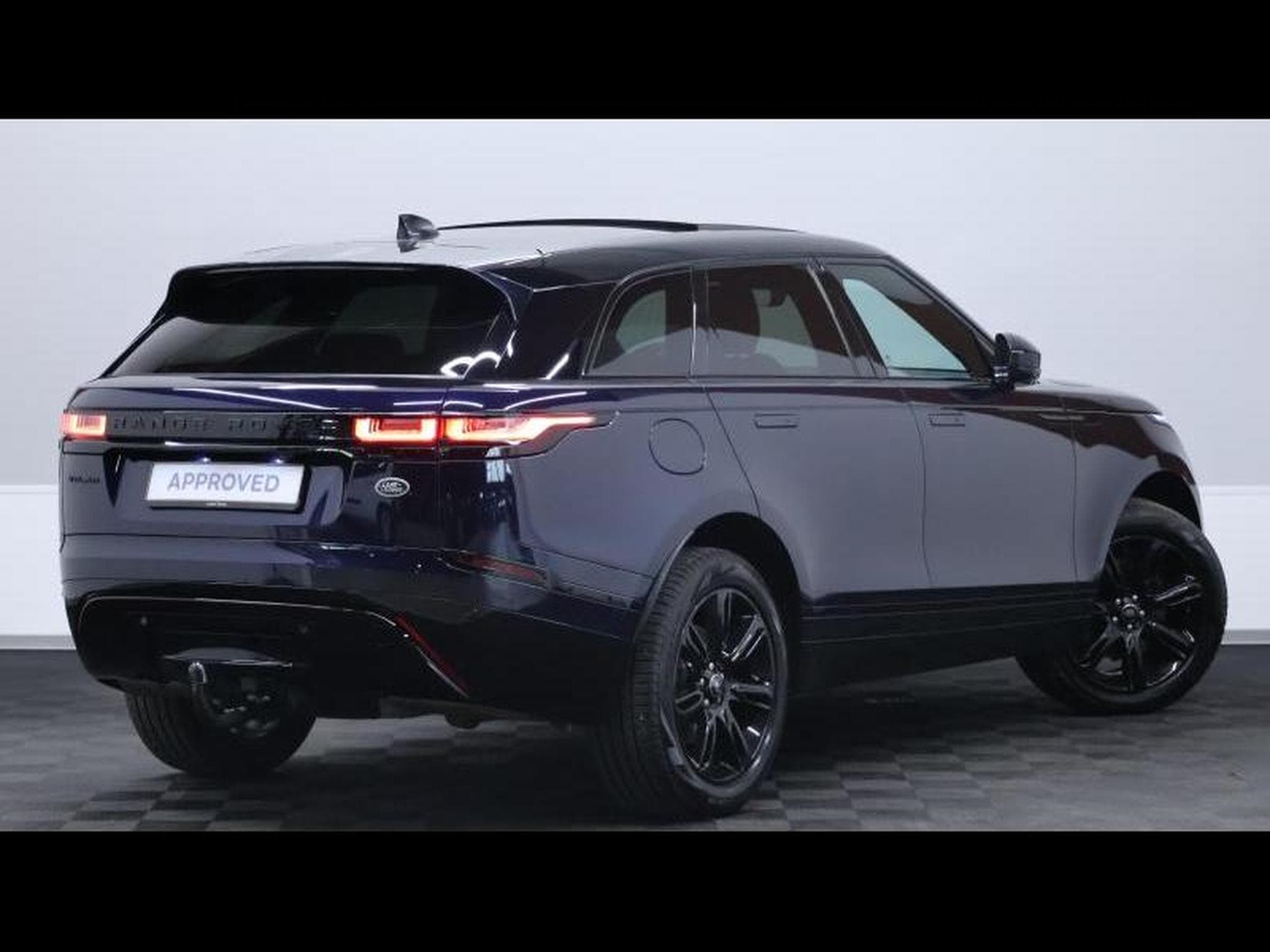 Land-Rover Range Rover Velar P250 R-Dynamic S AWD Auto (2022) - Photo 5