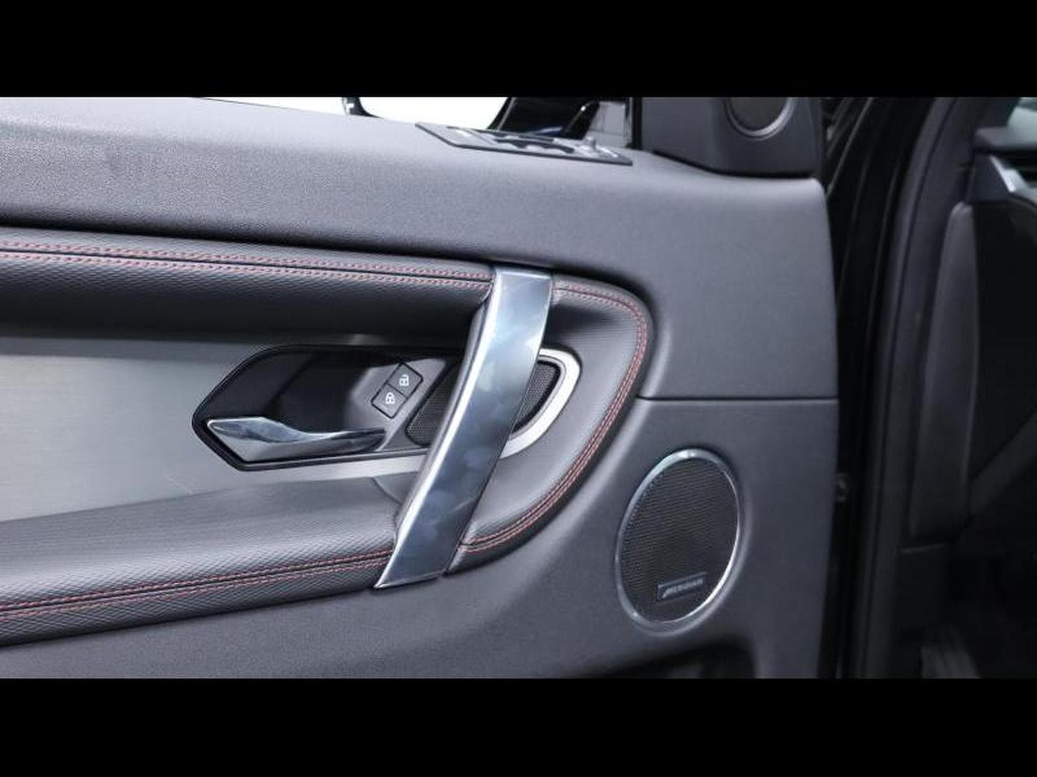 Land-Rover Discovery Sport D165 R-Dynamic S AWD Auto (2023) - Photo 24