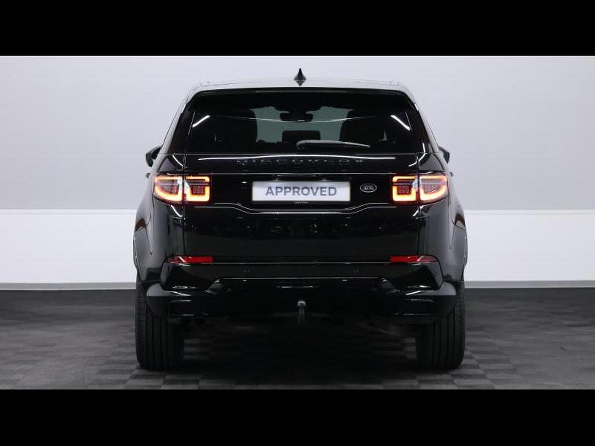 Land-Rover Discovery Sport D165 R-Dynamic S AWD Auto (2023) - Photo 5
