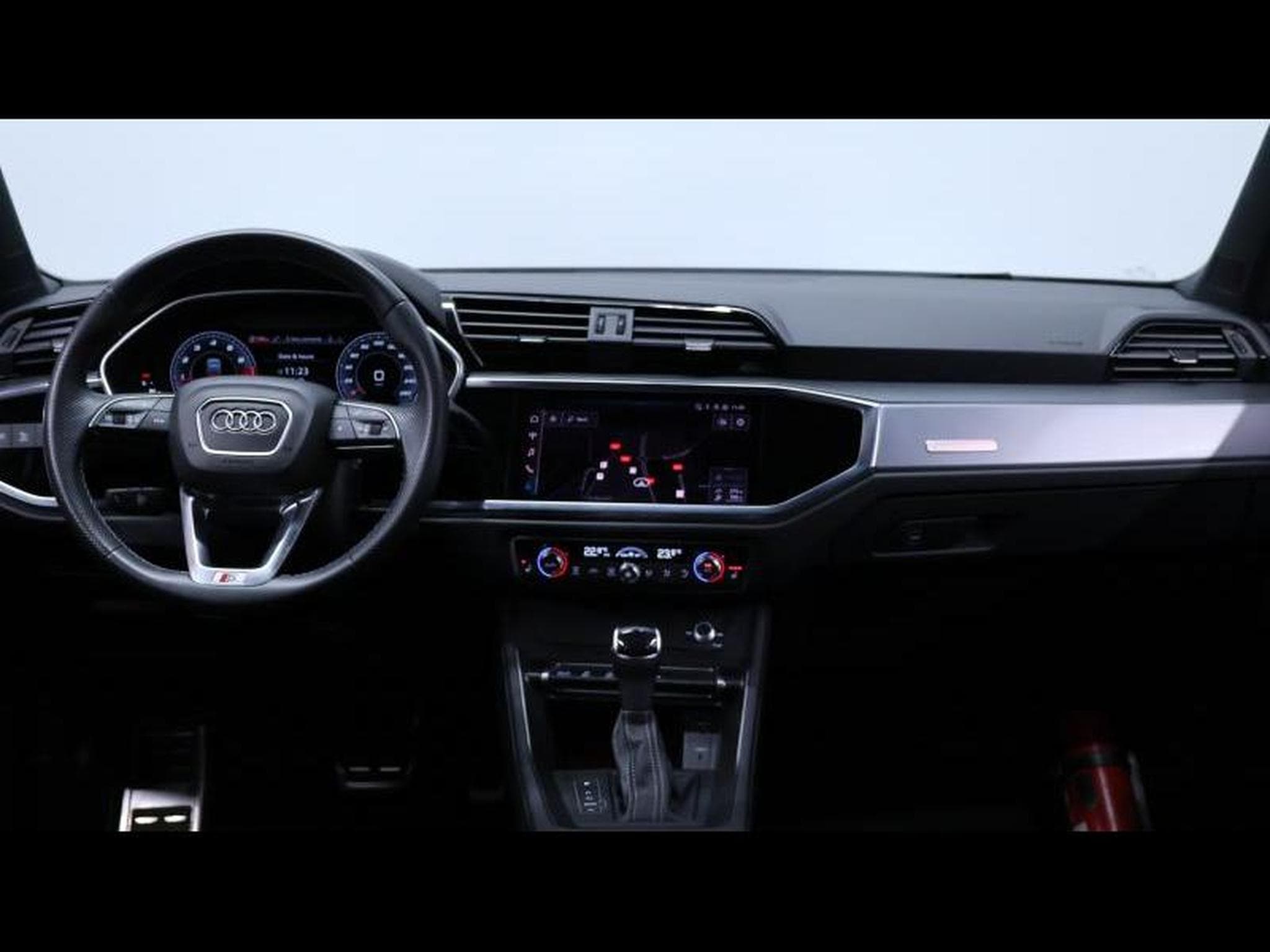 Audi Q3 35 TFSi 150 S-tronic (2022) - Foto 13